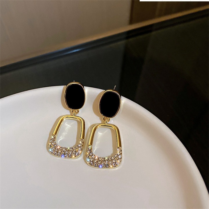 Fashionable 925 Silver Needle Earrings - Luxurious Alloy Earrings for Women