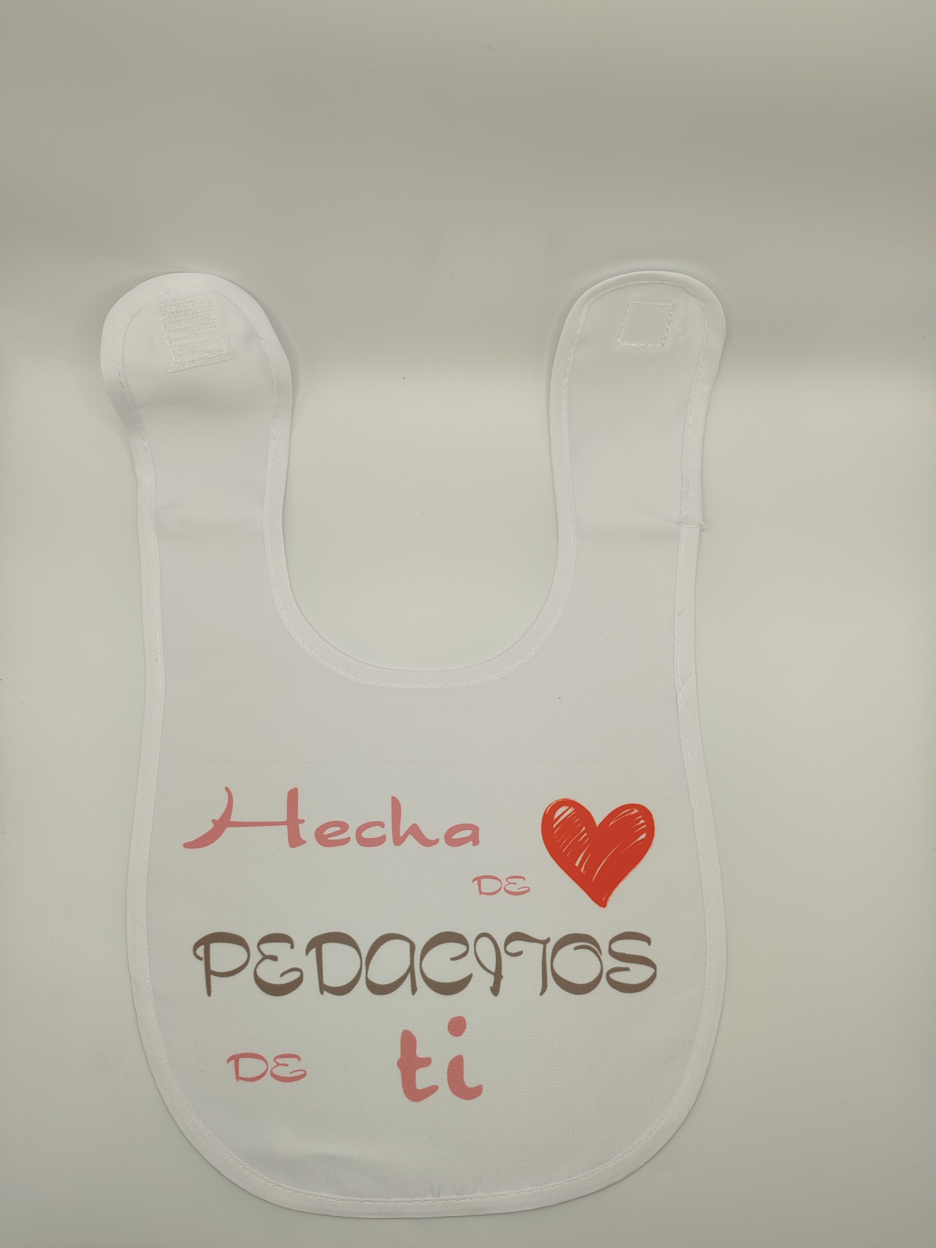 Hecha de pedacitos de ti