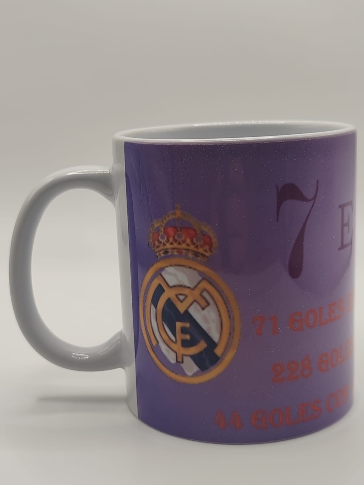 Taza Real Madrid clásica