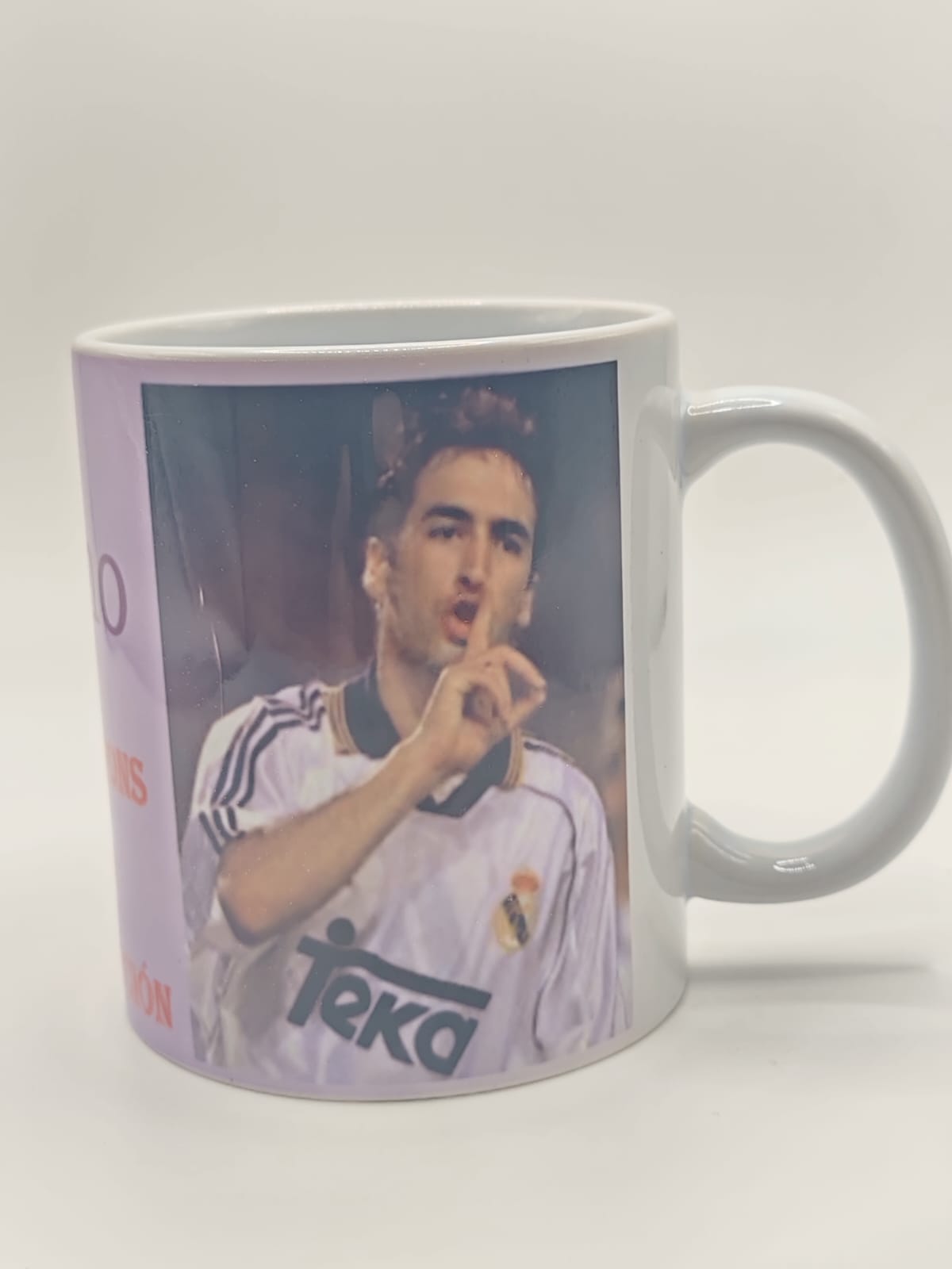 Taza Real Madrid clásica
