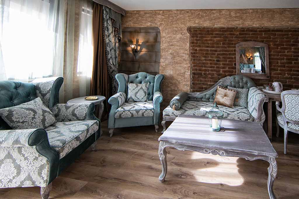 The House of Moonlight’s Melody