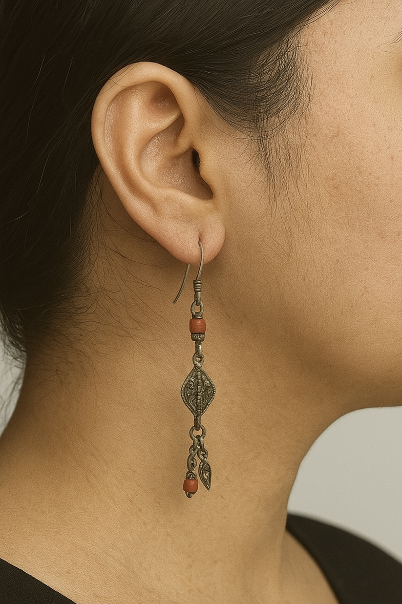 Yemenite Style Necklace and Earrings with Coral