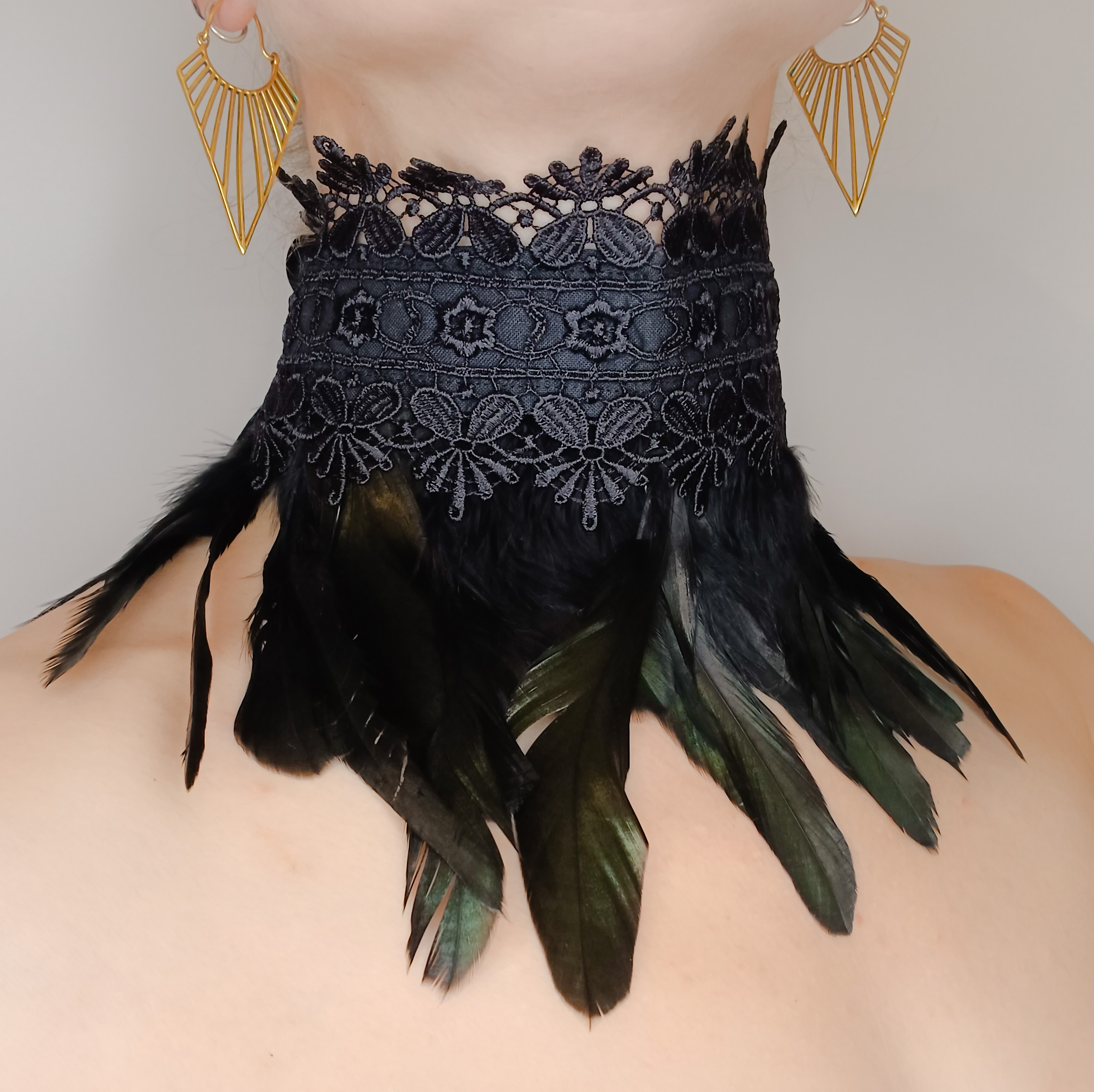 Feather and lace choker