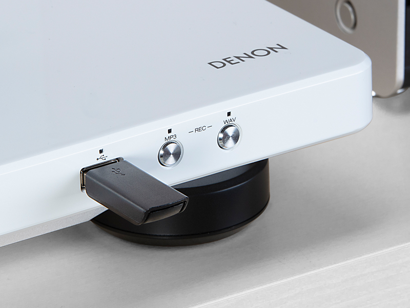 Gramofon Denon DP-450USB