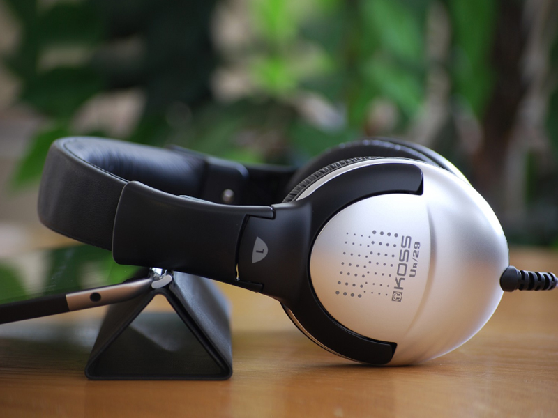 KOSS - Sluchátka UR29
