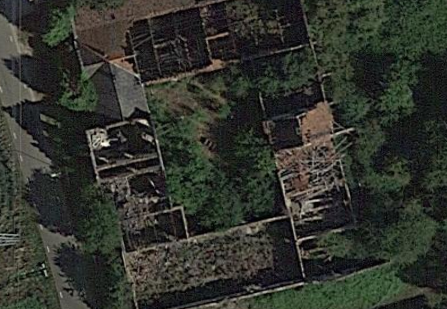 abandoned farm-limburg