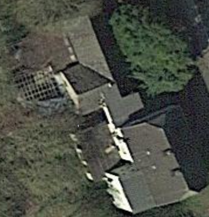 spooky abandoned house-Noordrijn-Westfalen