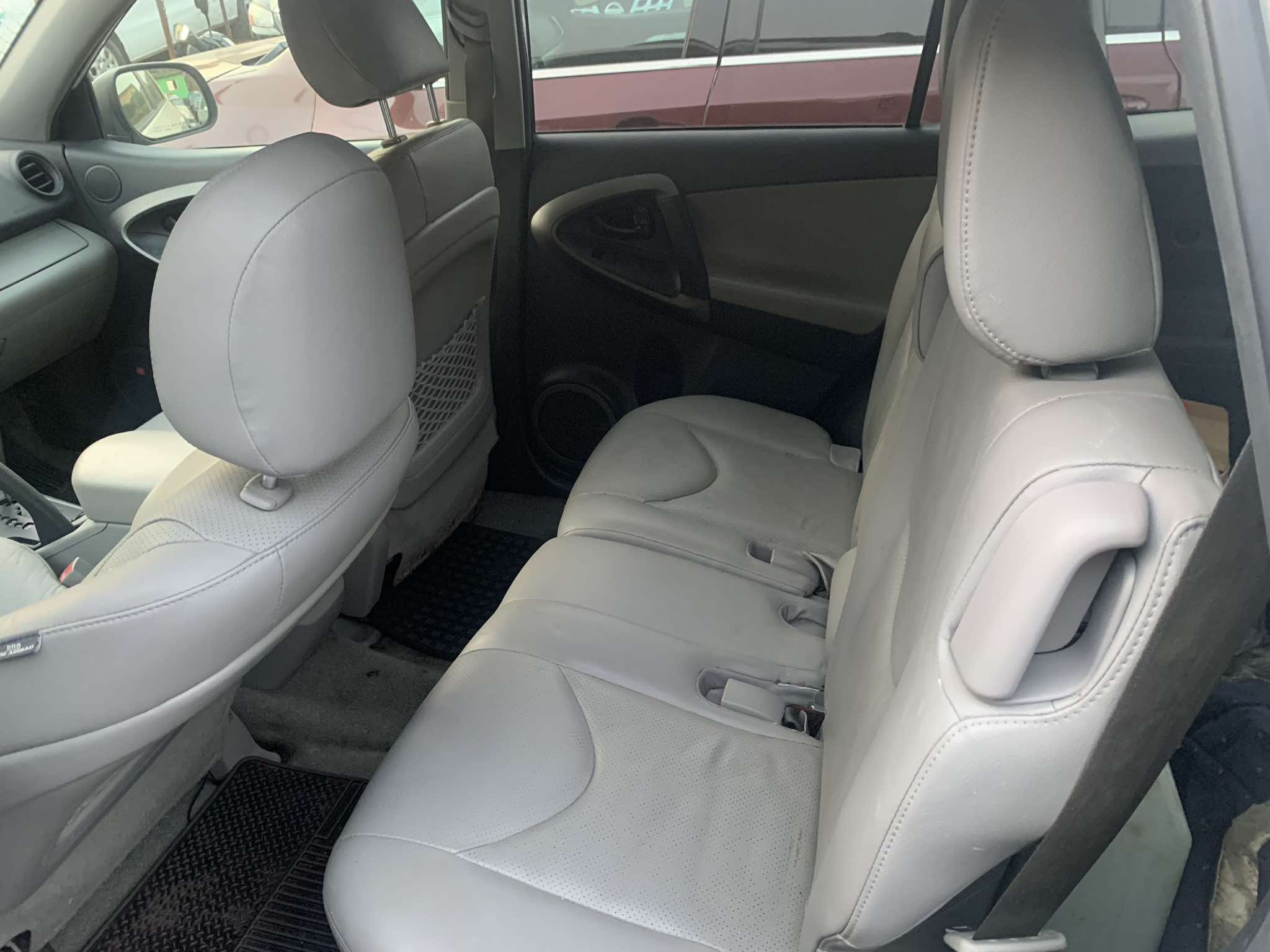 2013 Toyota Rav4 Stock#:008-2024