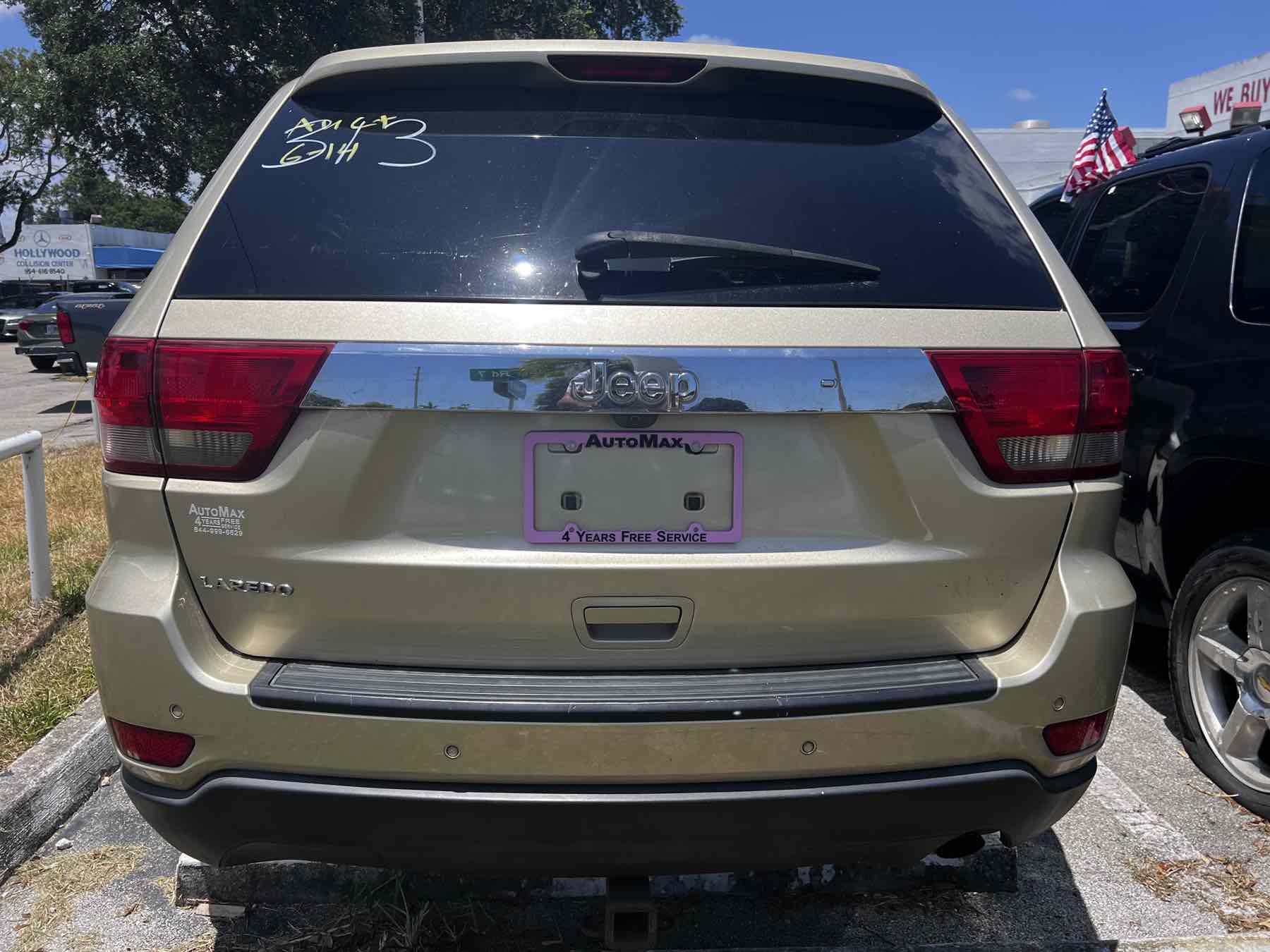 2011 Grand Cherokee Stock#: 017-2025