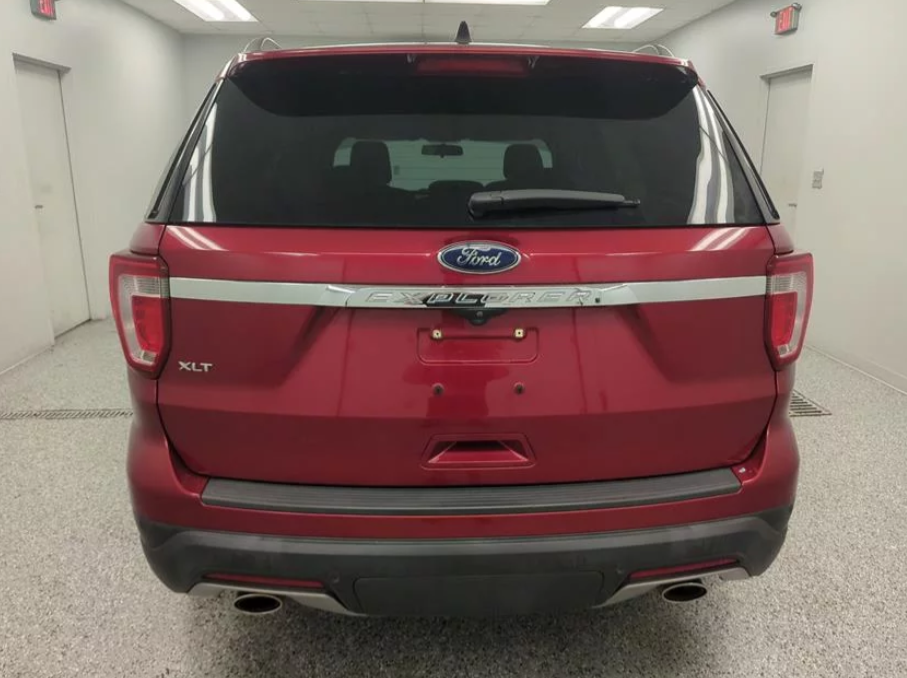2018 Ford Explorer Stock#: 2026-02