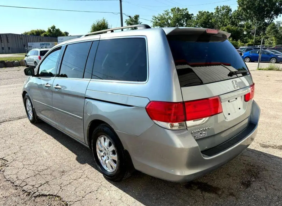 2008 HONDA ODYSSEY Stock#: 015-2025