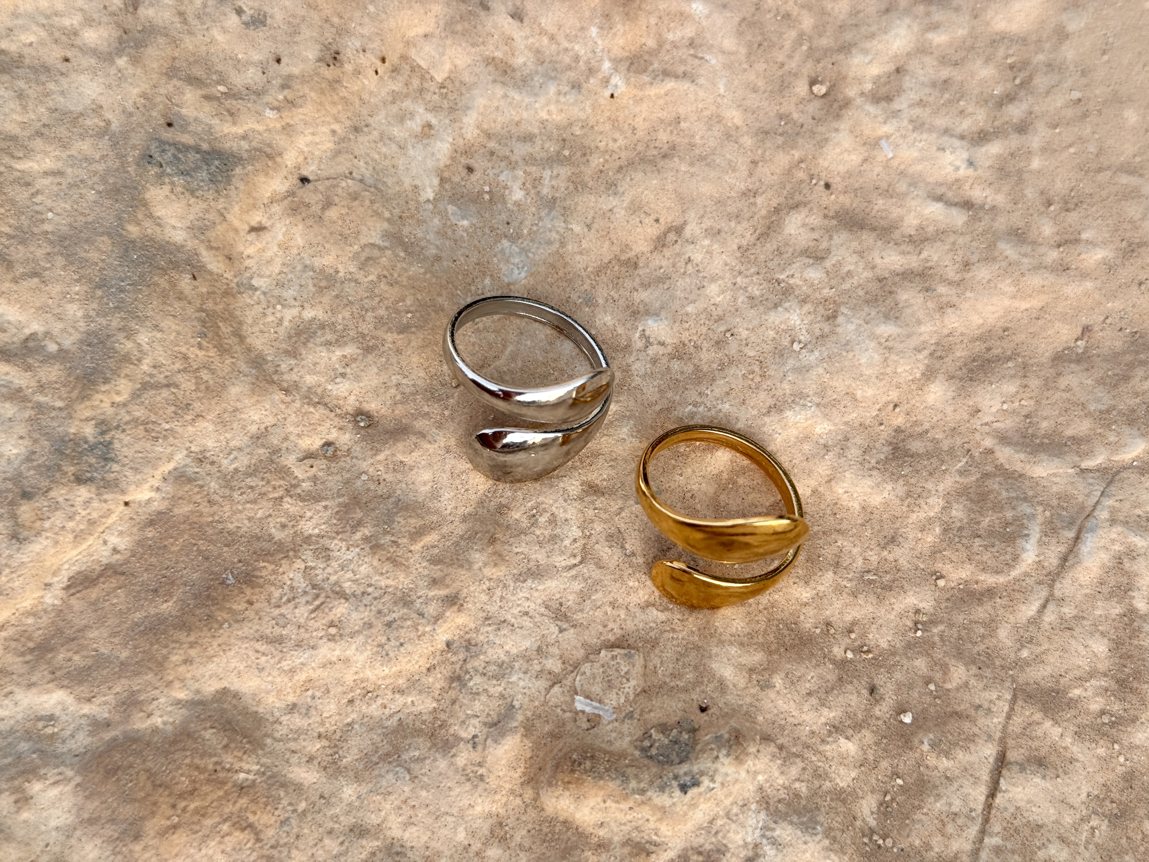 Momentum Ring