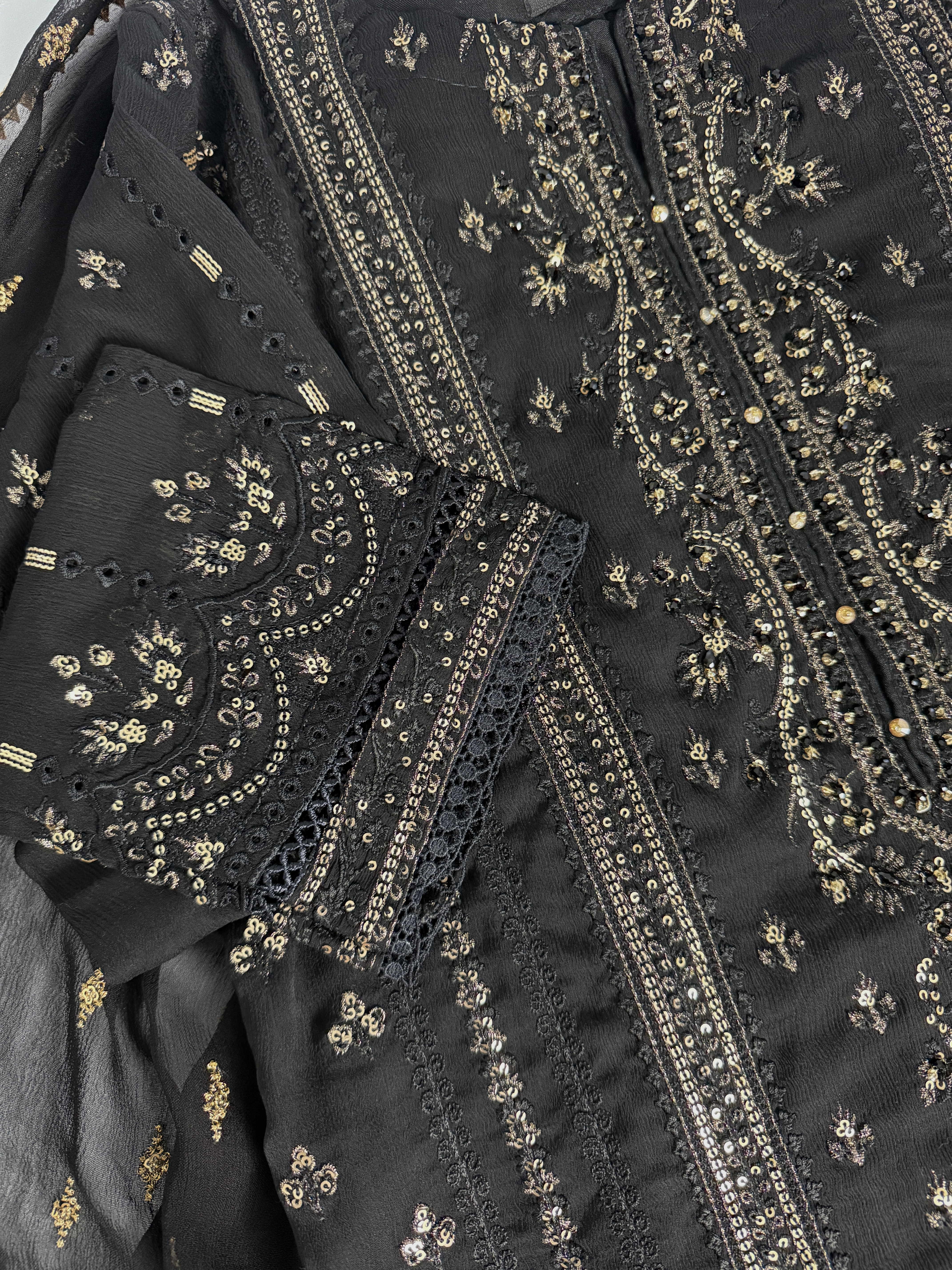 Noir Luxe - Black