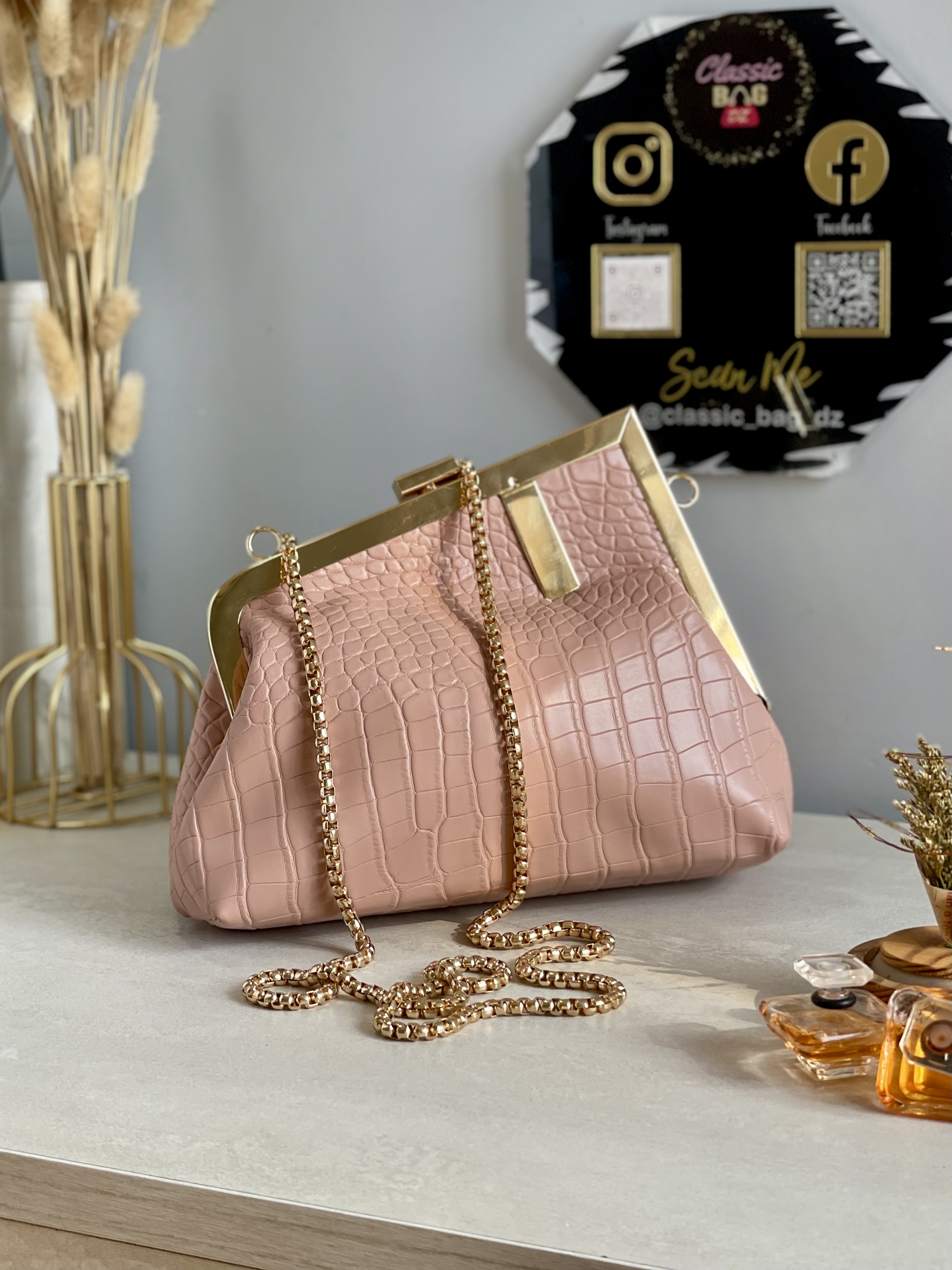 Pochette Fendi très Tendance 