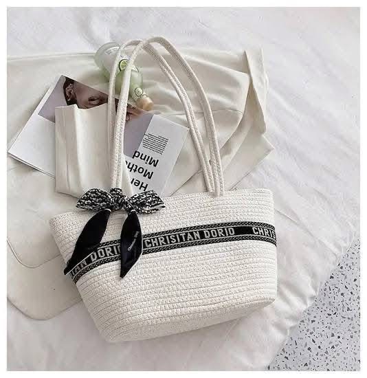 Fourre-tout en paille Dior