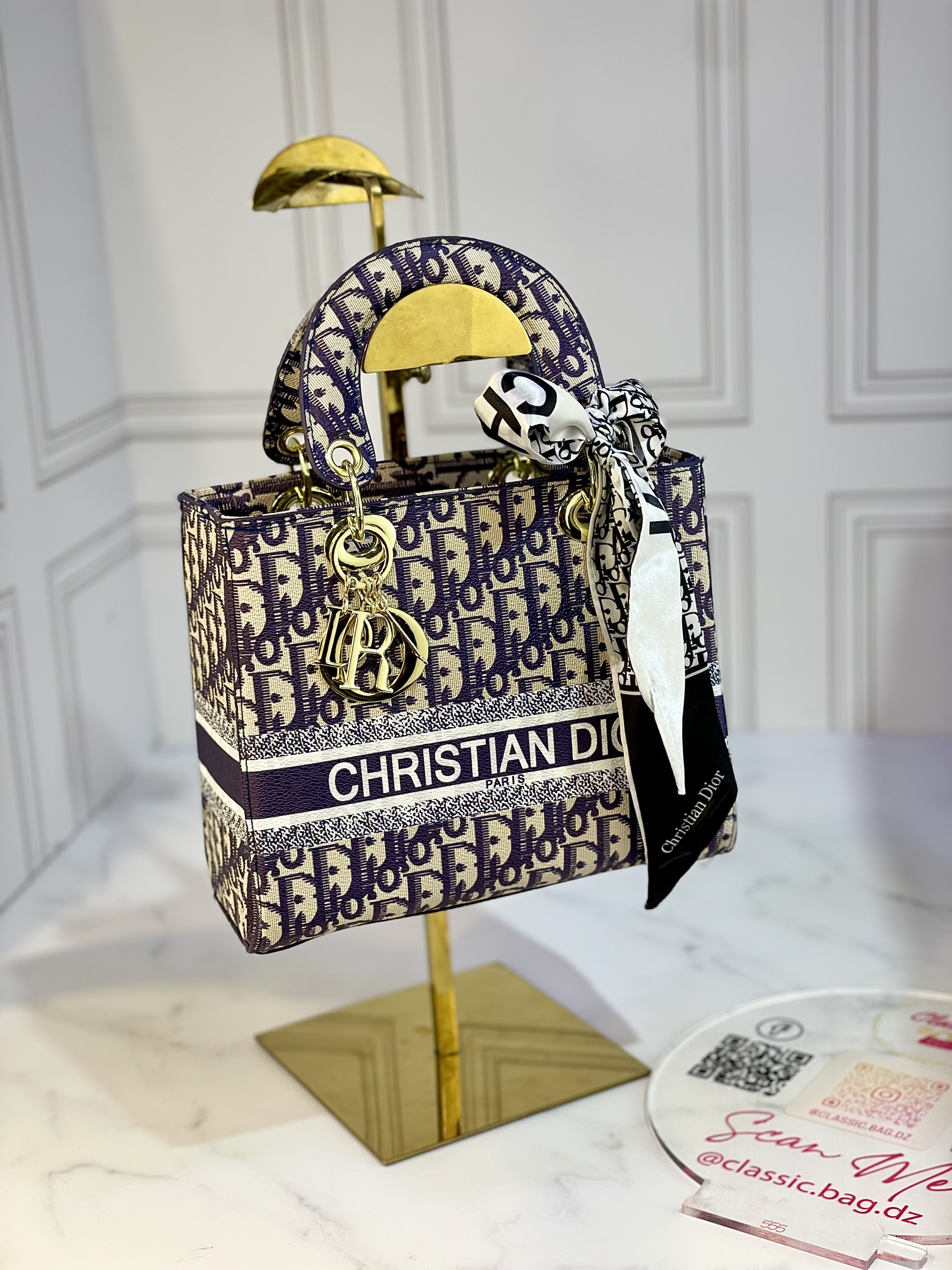 Lady Dior D-Lite 22 cm