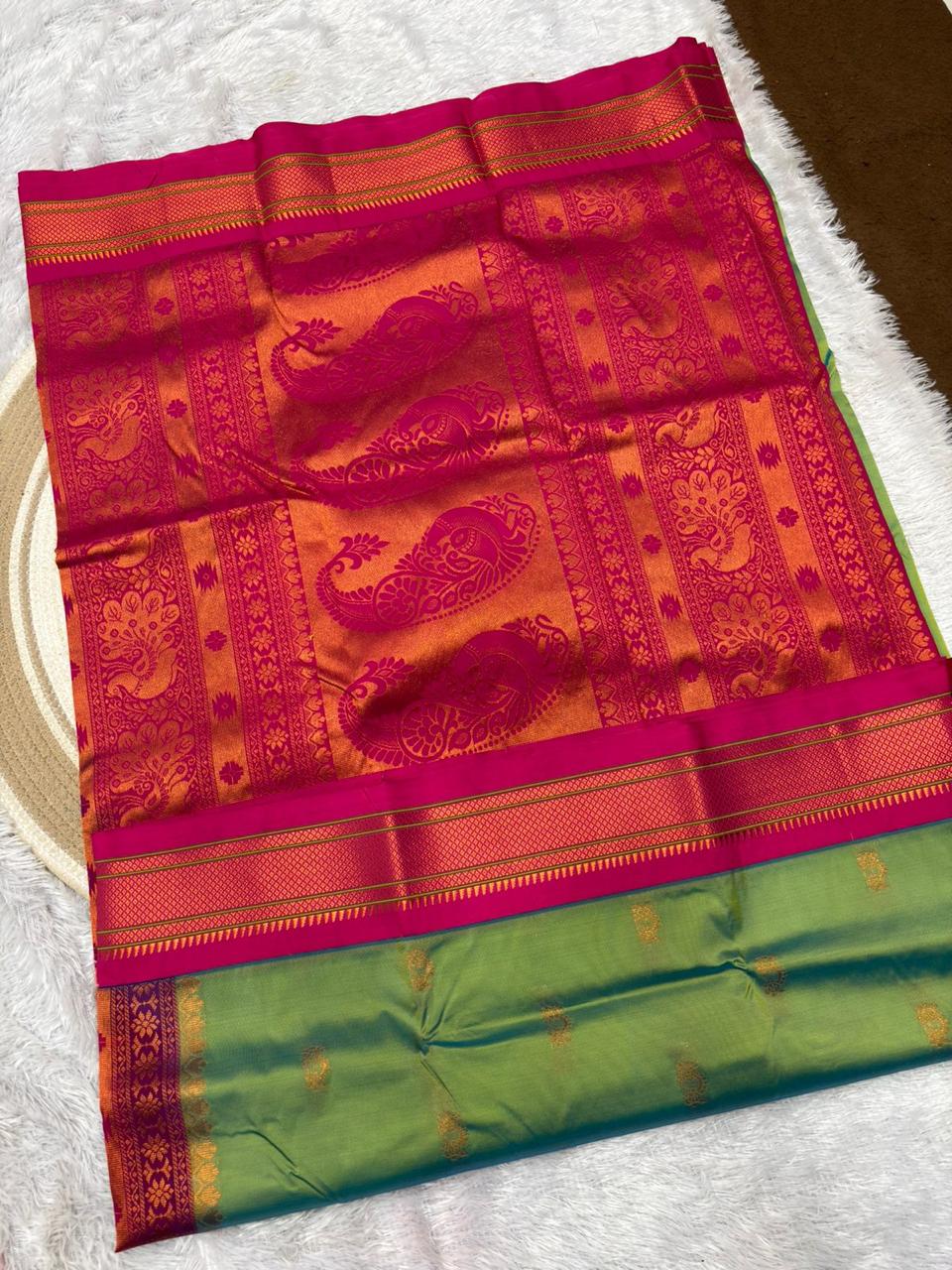 Nath Kadiyal Paithani