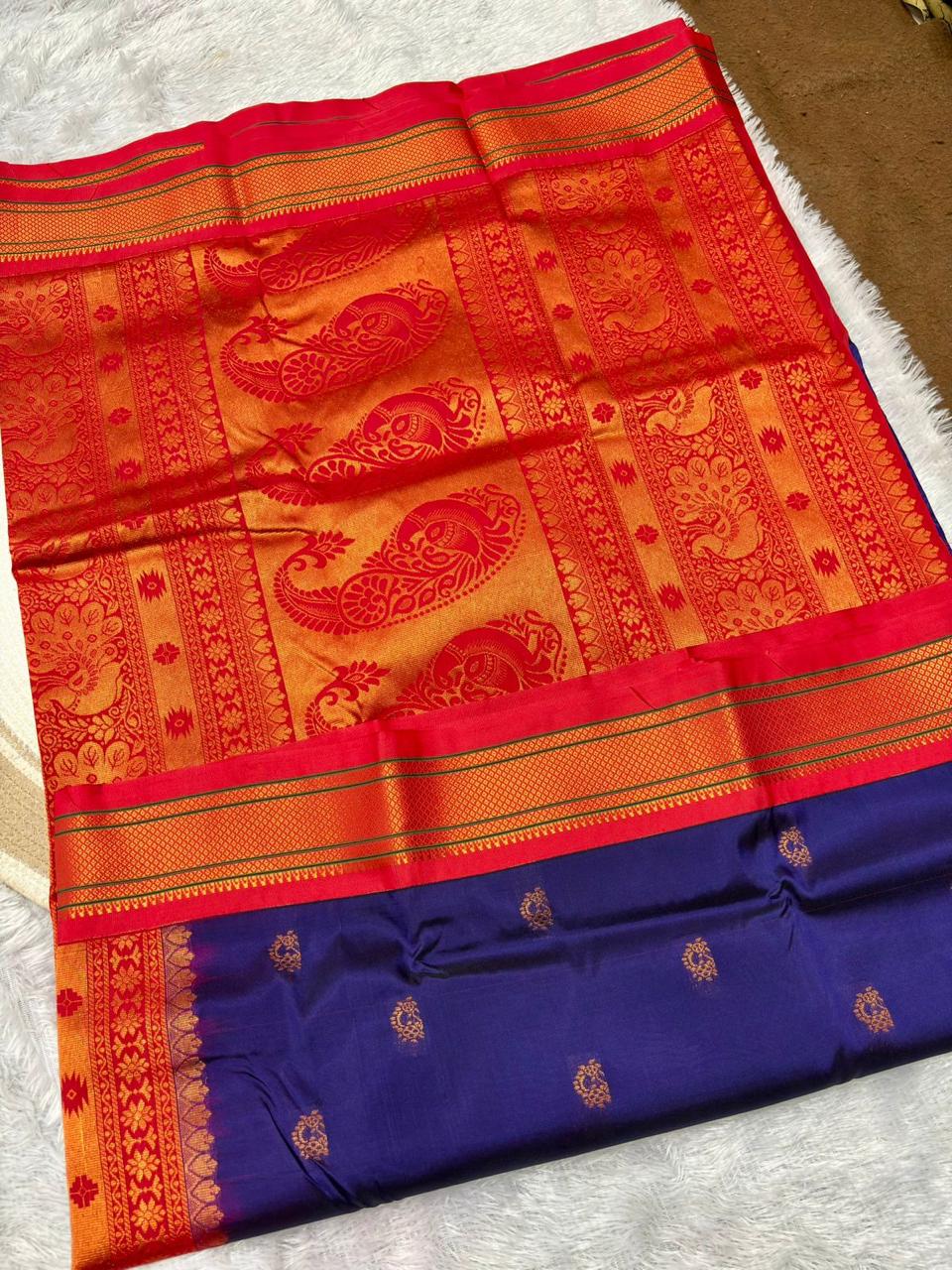 Nath Kadiyal Paithani