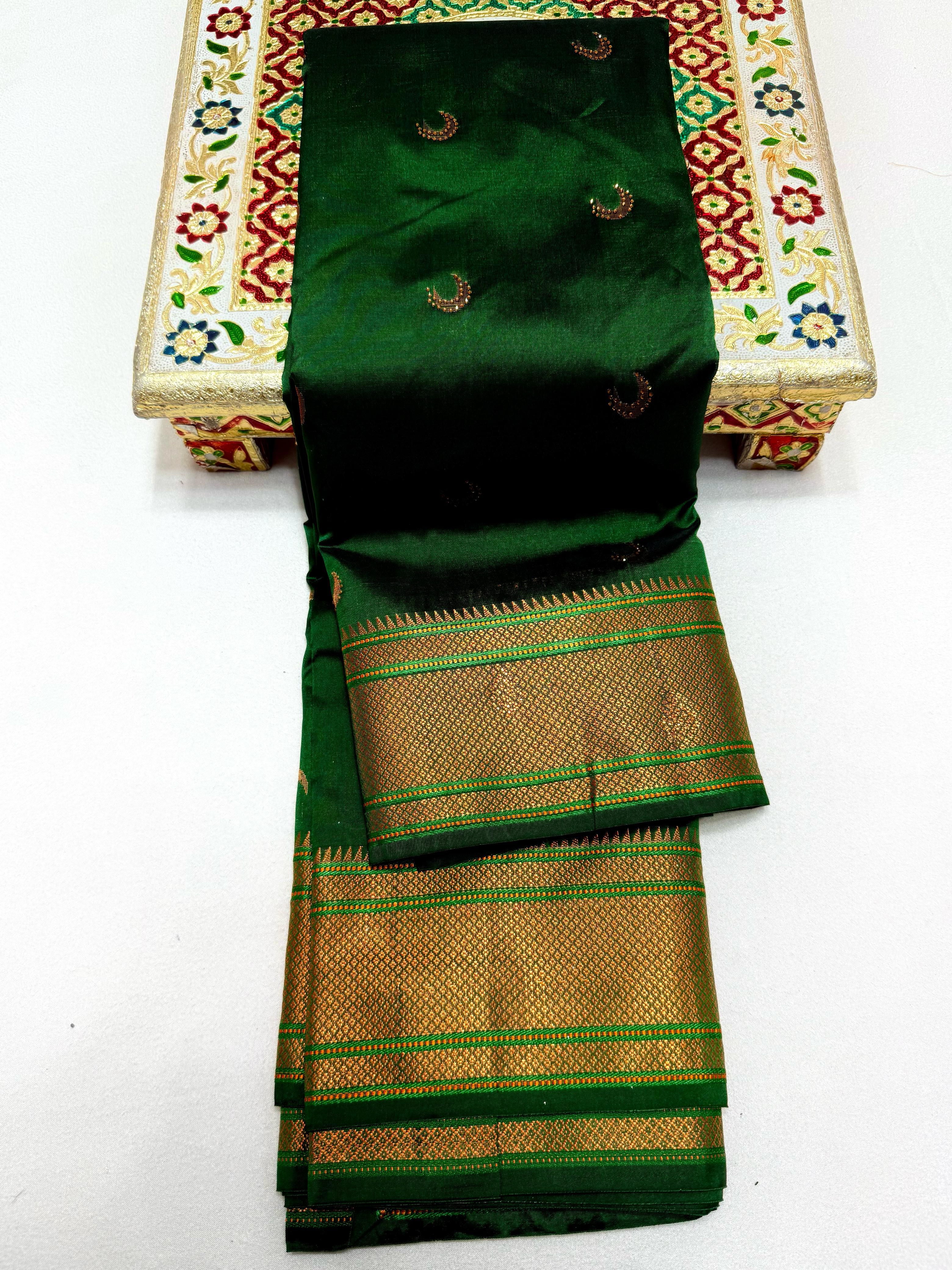 Chandrakor Kalanjali Paithani