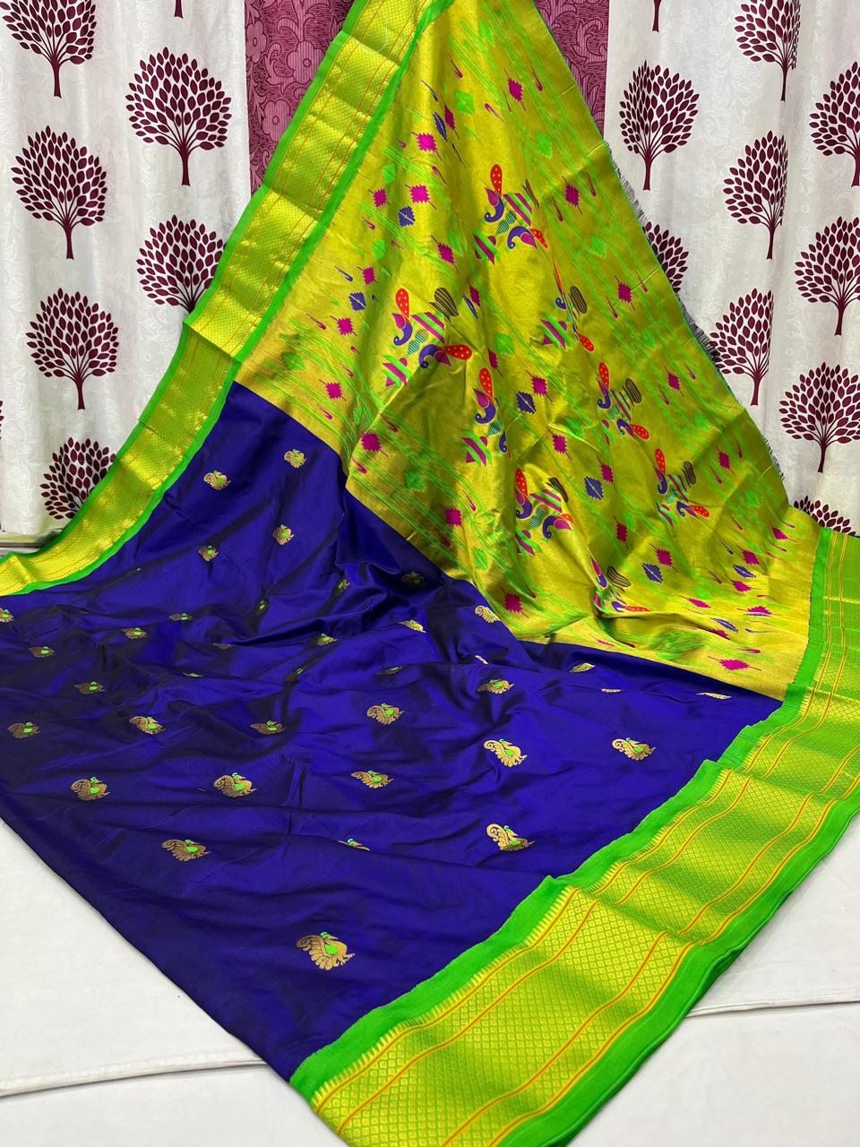 Pure Silk Kadiyal Border Paithani