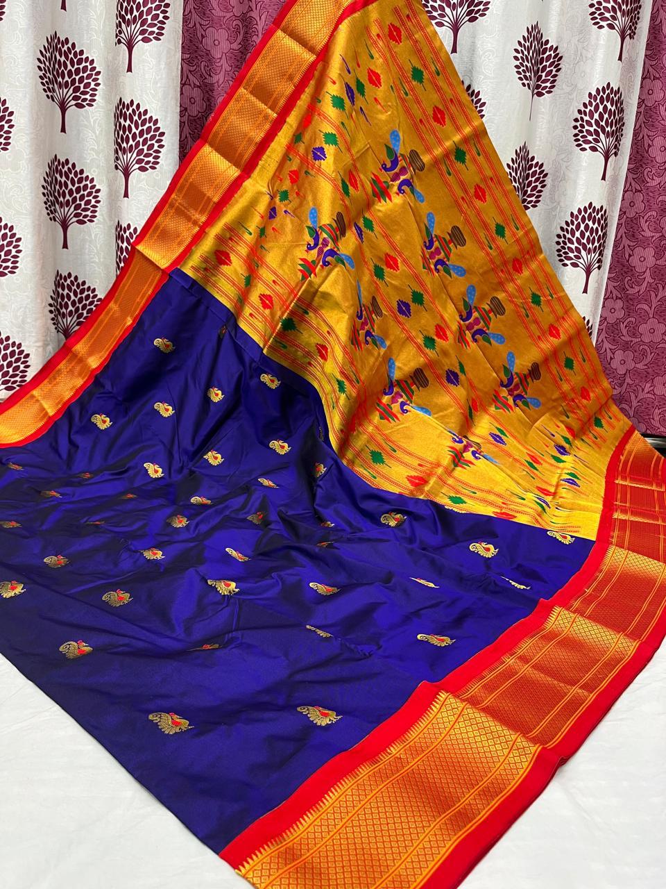 Pure Silk Kadiyal Border Paithani