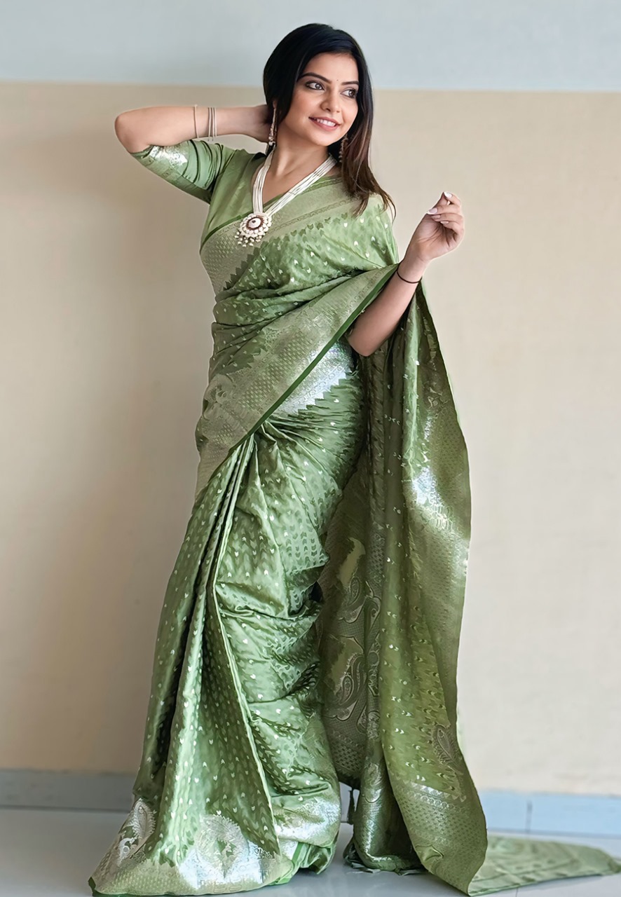 Banarasi Antique Silk Saree