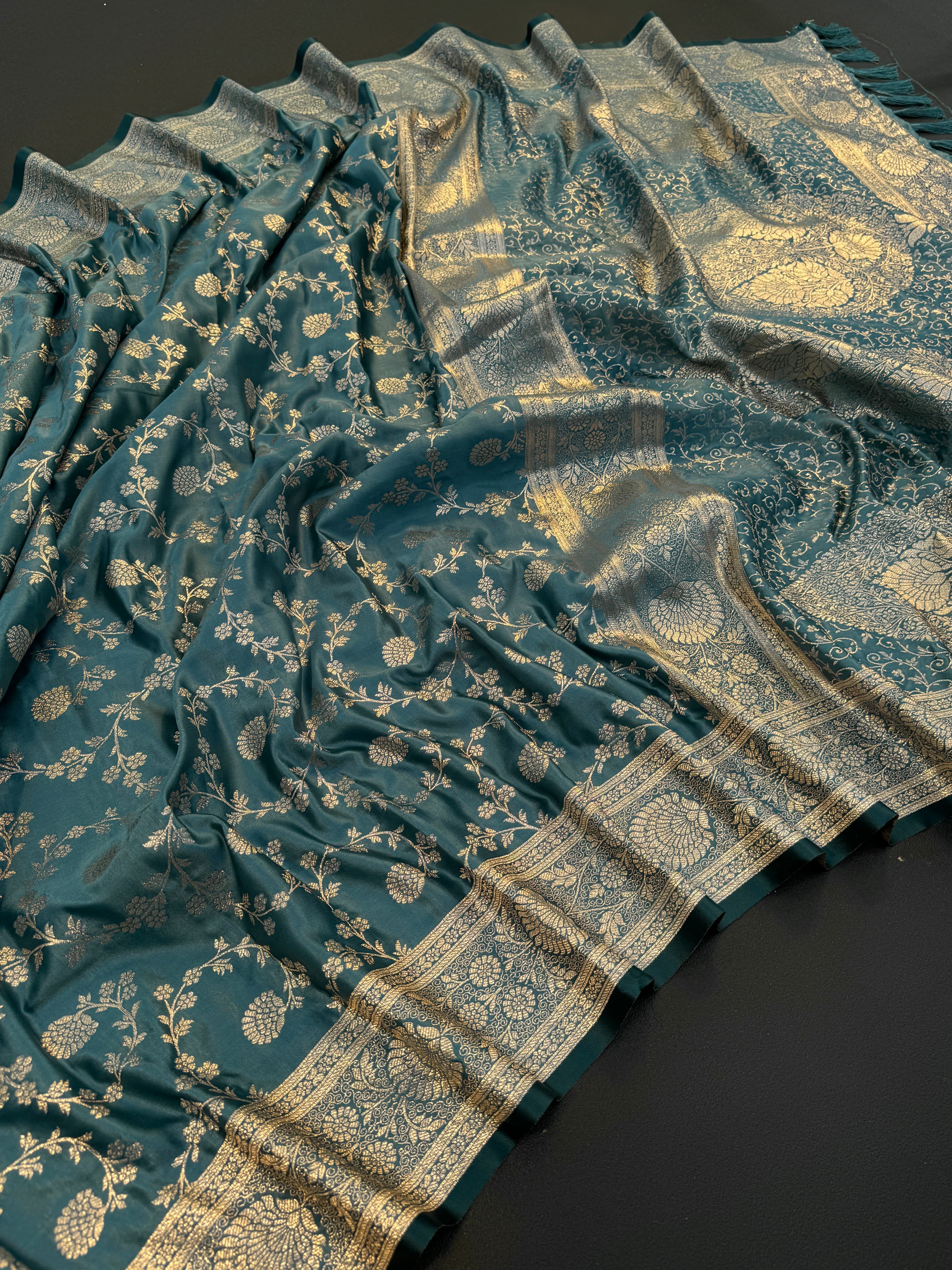 Banarasi Antique Silk Saree