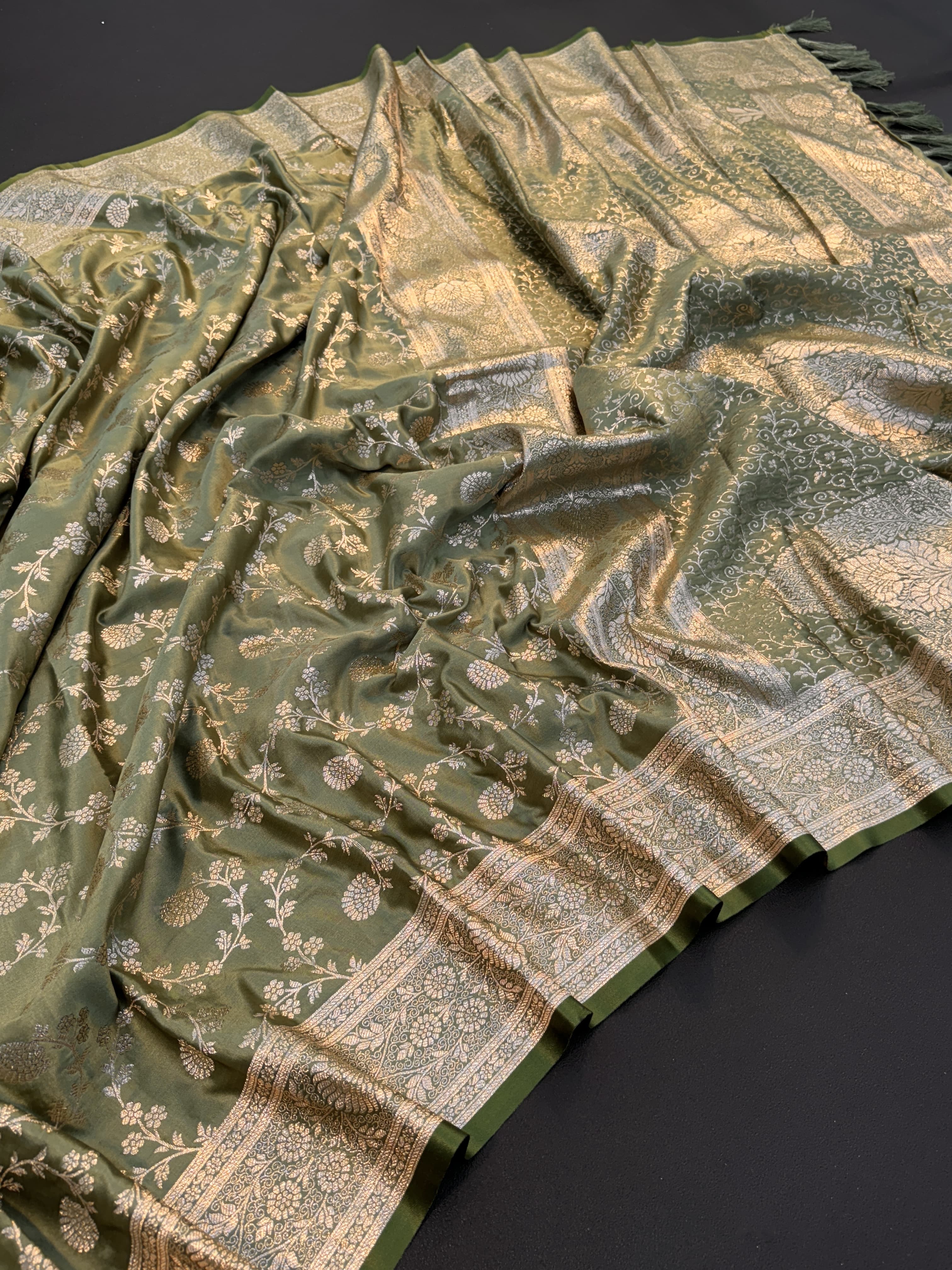 Banarasi Antique Silk Saree