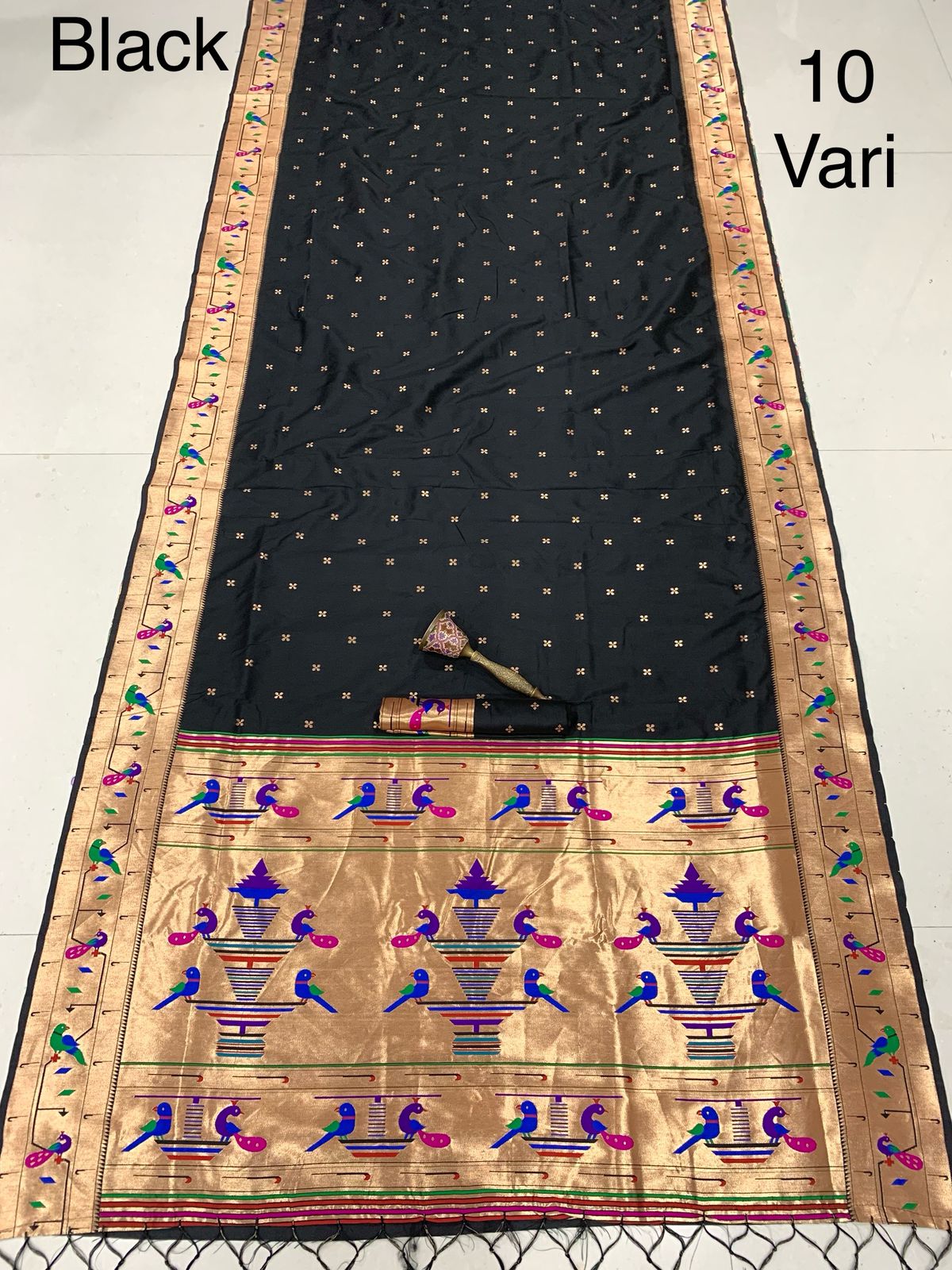 MAHARANI PAITHANI NAUVARI (9 yards)