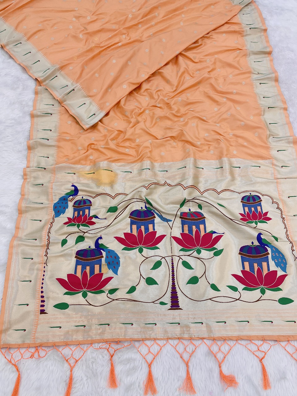 Single Muniya Paithani - Pastel Shades