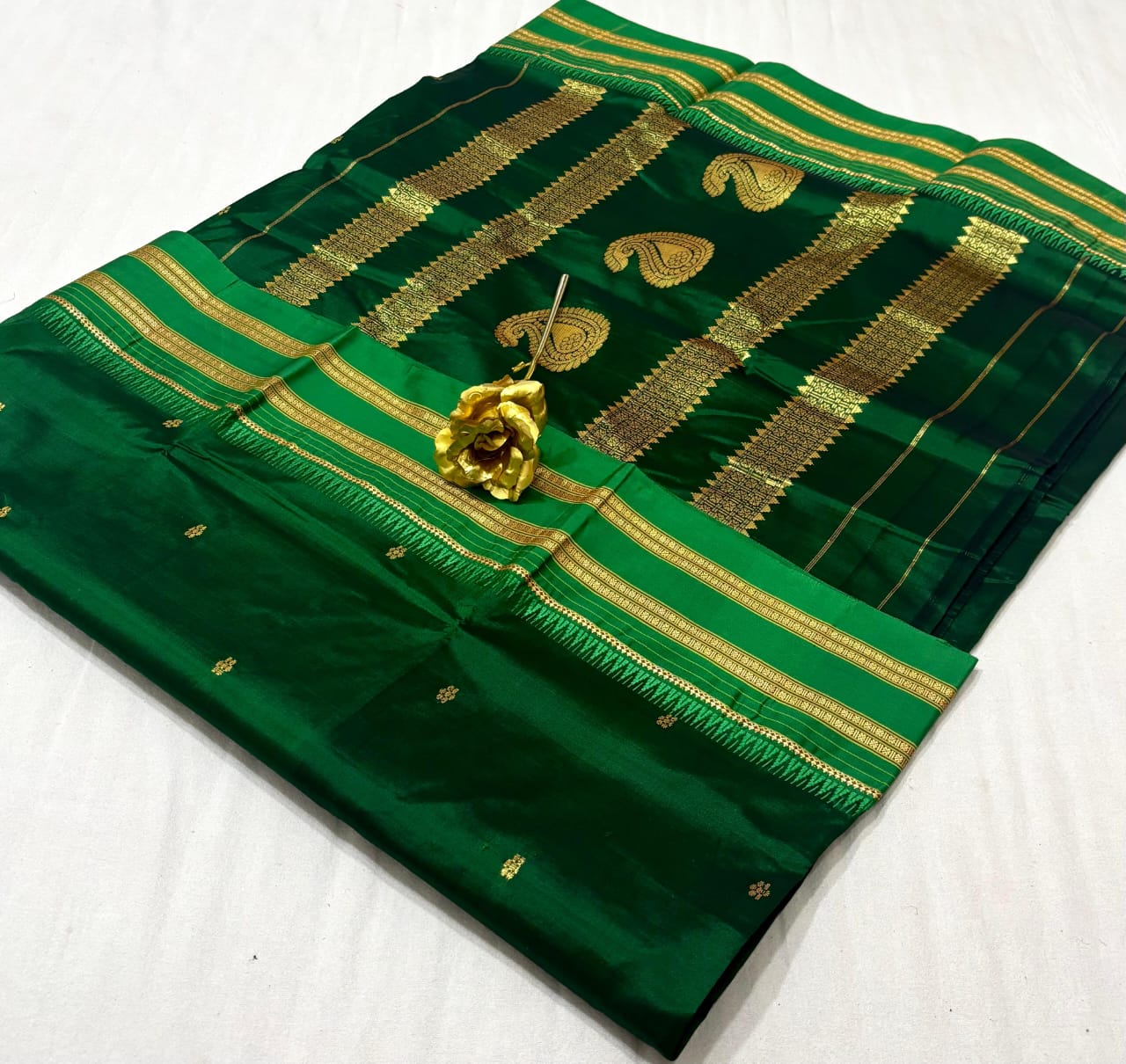 Pure Silk NarayanPeth Paithani (part2)