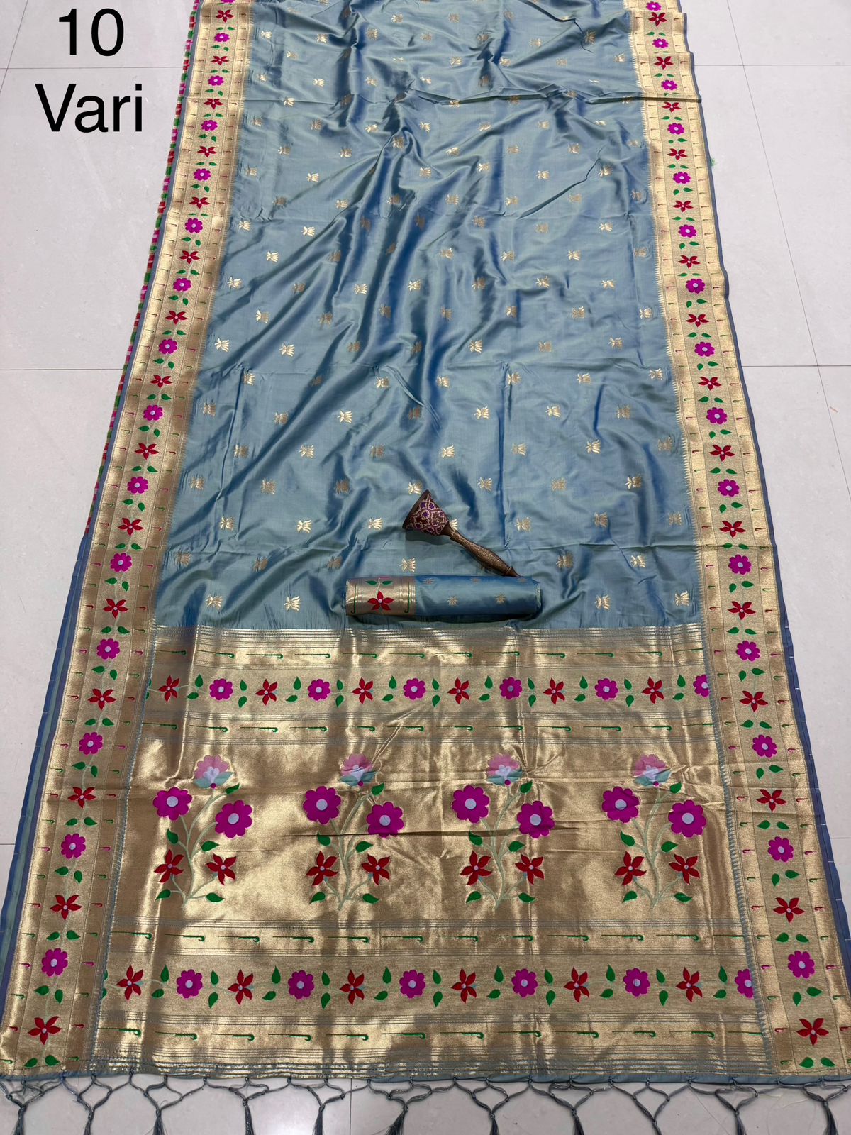 Flower Border Paithani 9 yards (Nauvari)