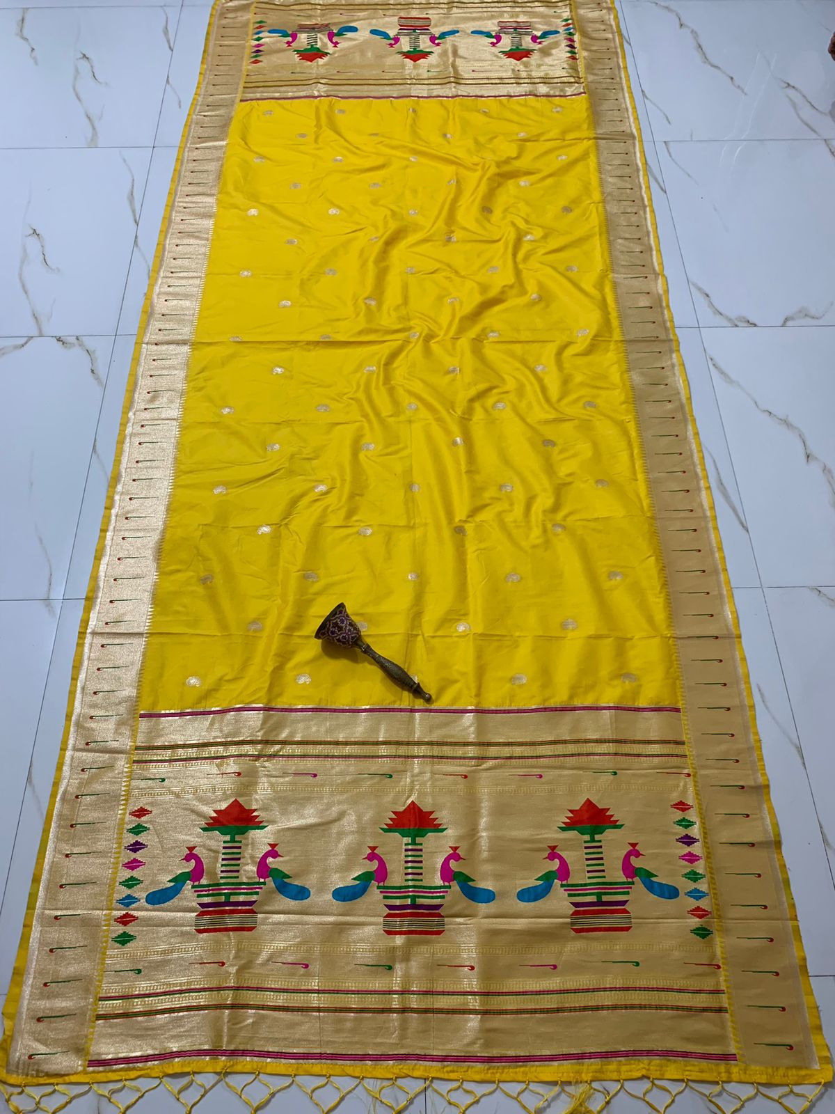 Muniya Border Dupatta