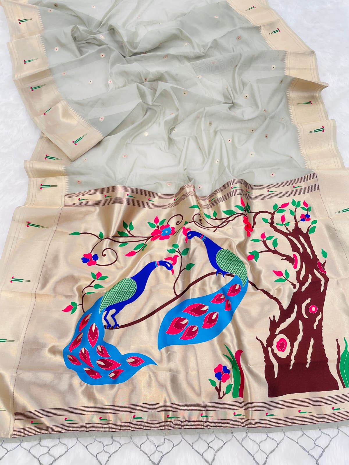 Premium Soft Organza Paithani