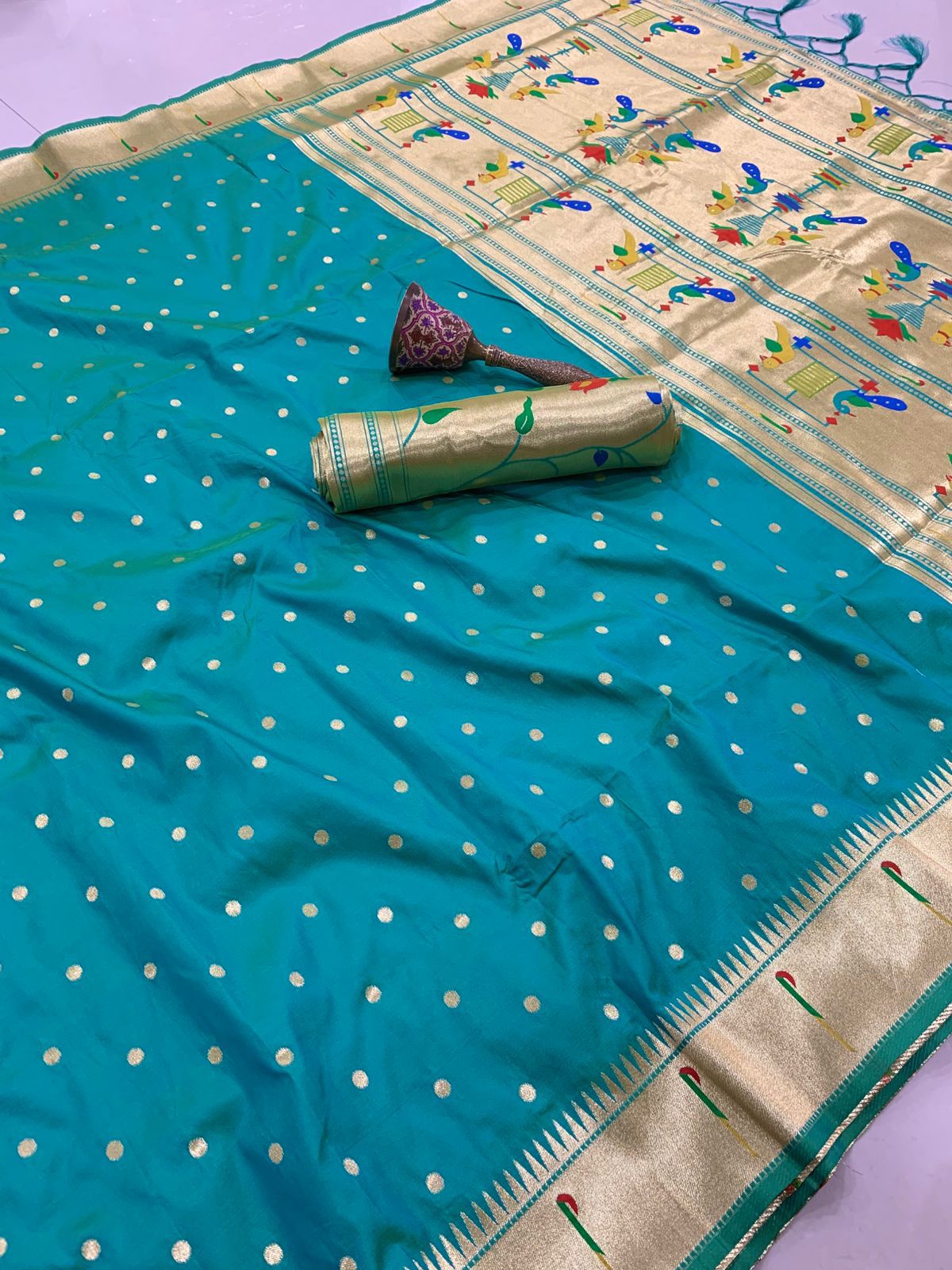 Single Muniya Border Paithani