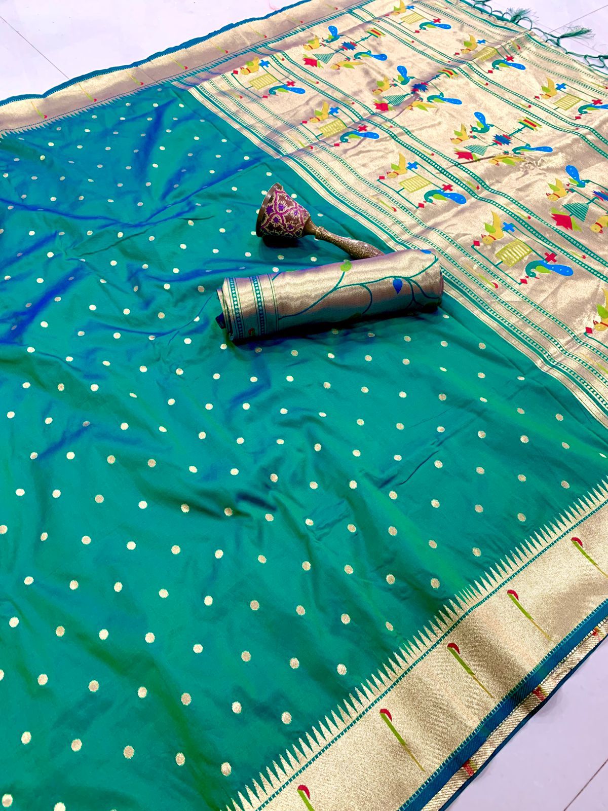 Single Muniya Border Paithani