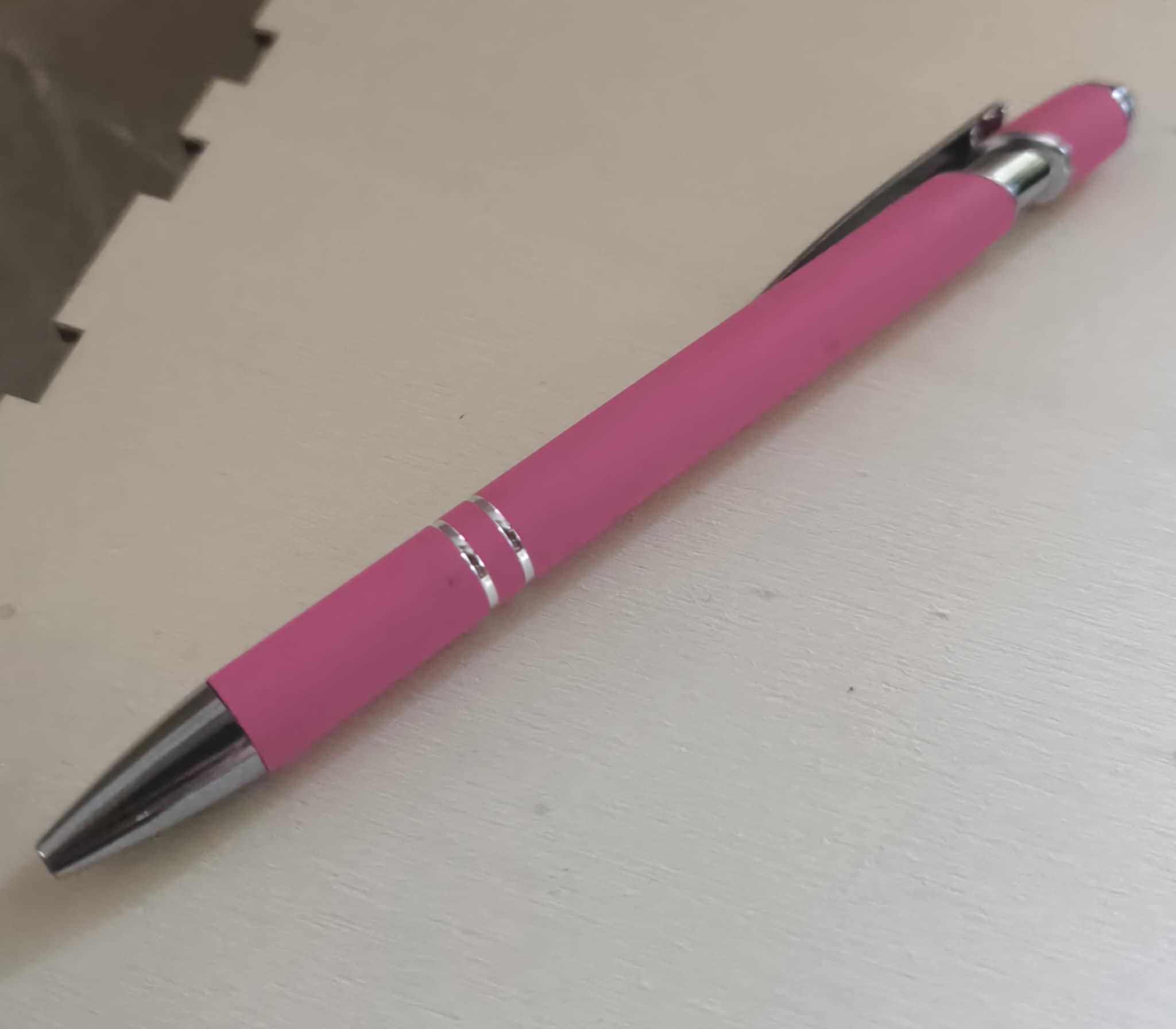 Rašiklis su graviravimu