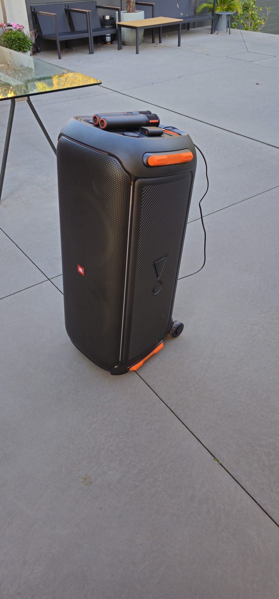 Enceinte et micros