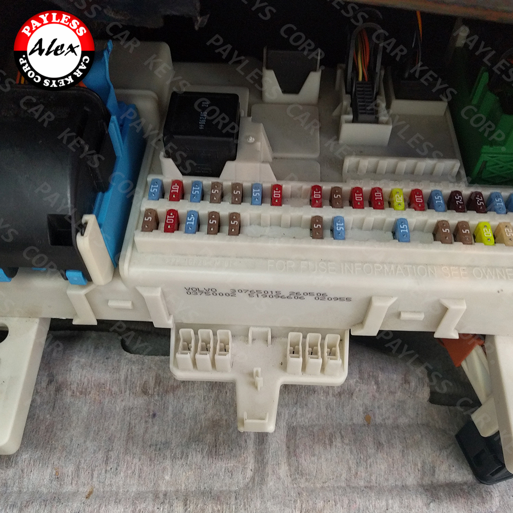 Volvo S40 2004 Remote Key Programming Service