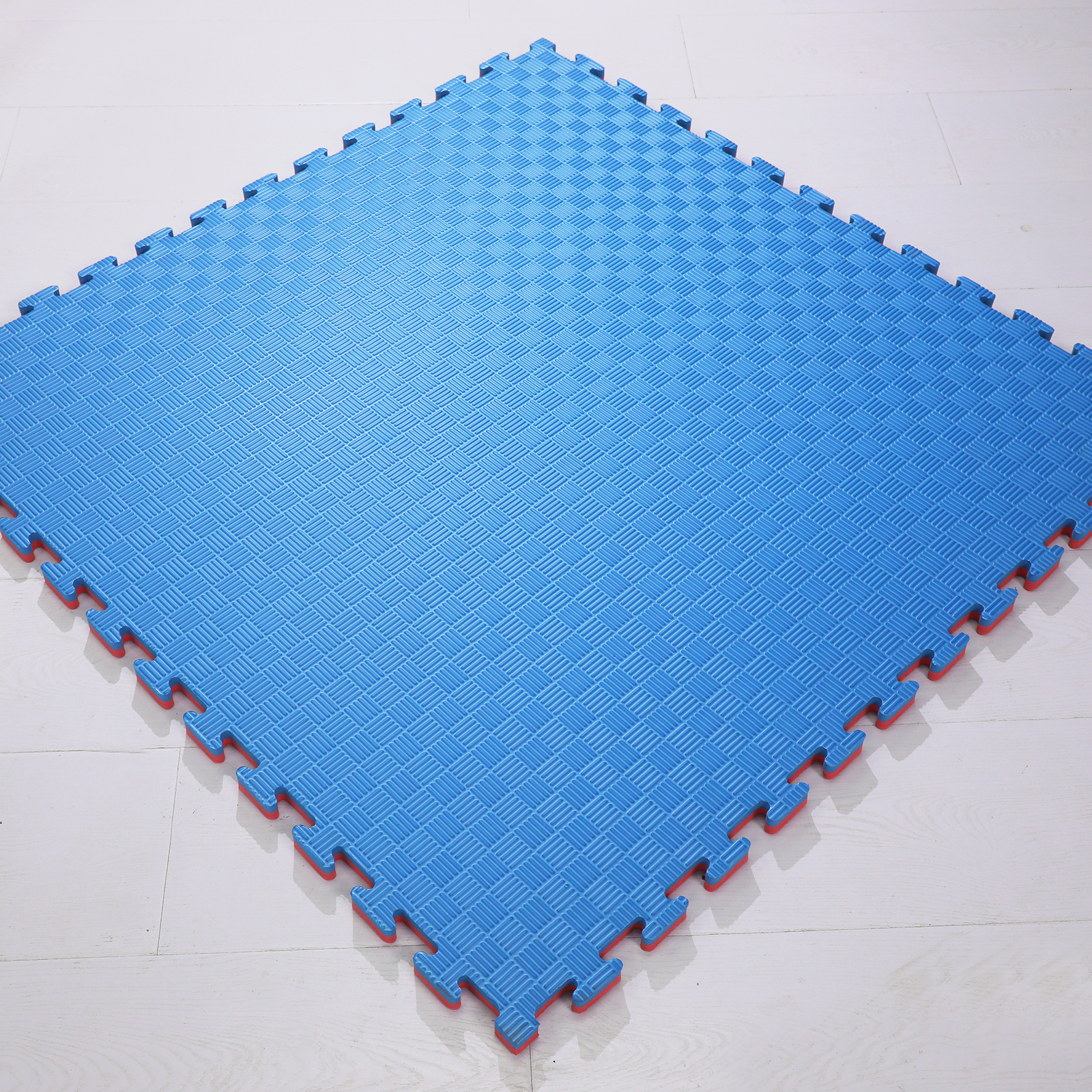 Tatami Blue and Red Extra Large EVA Interlocking Floor Tiles 1 meter * 1 Meter 