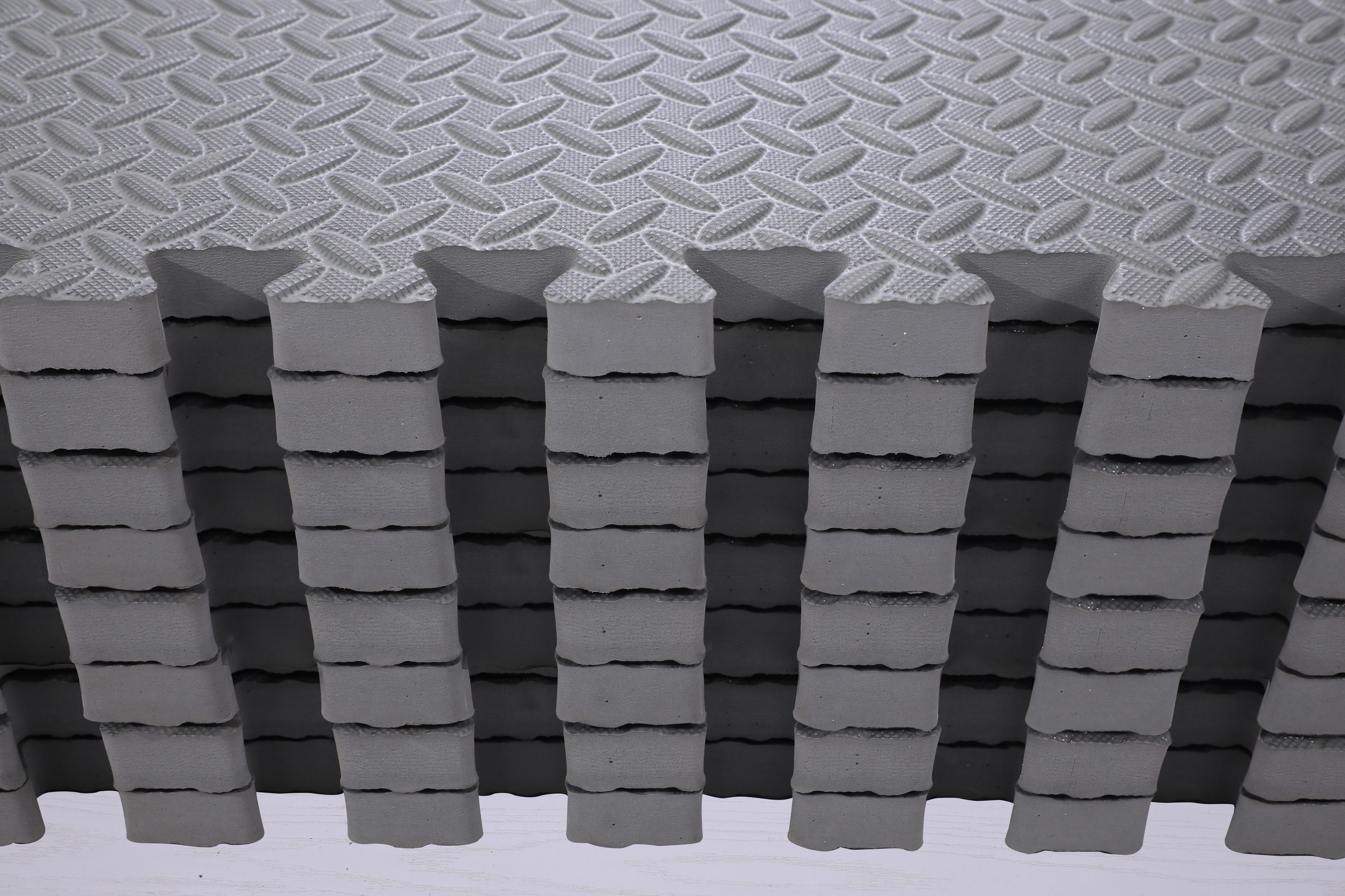 Extra Thick 20mm Grey EVA Interlocking Foam Mats 60cm X 60cm 