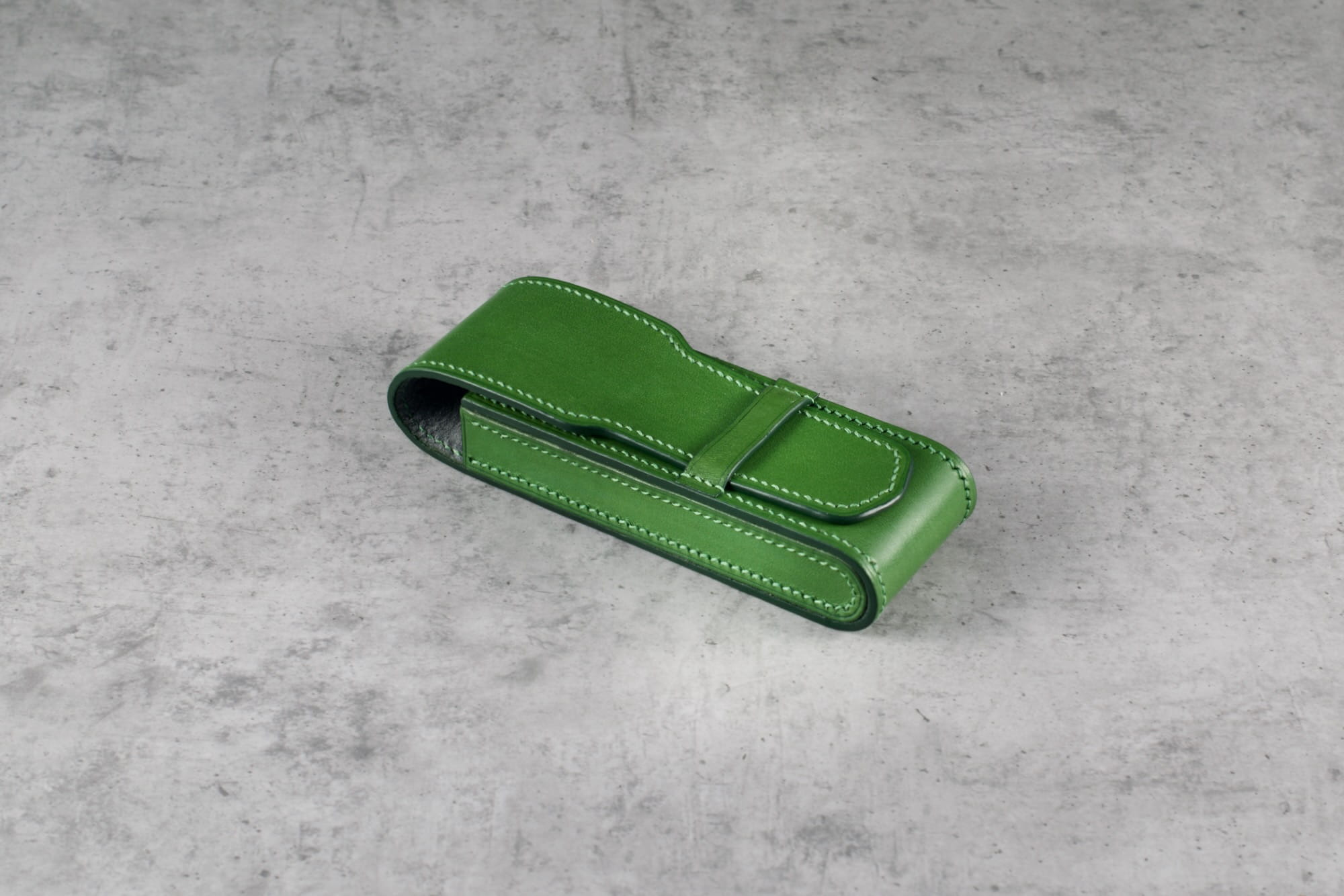 Etui - skóra naturalna - 2 Pióra