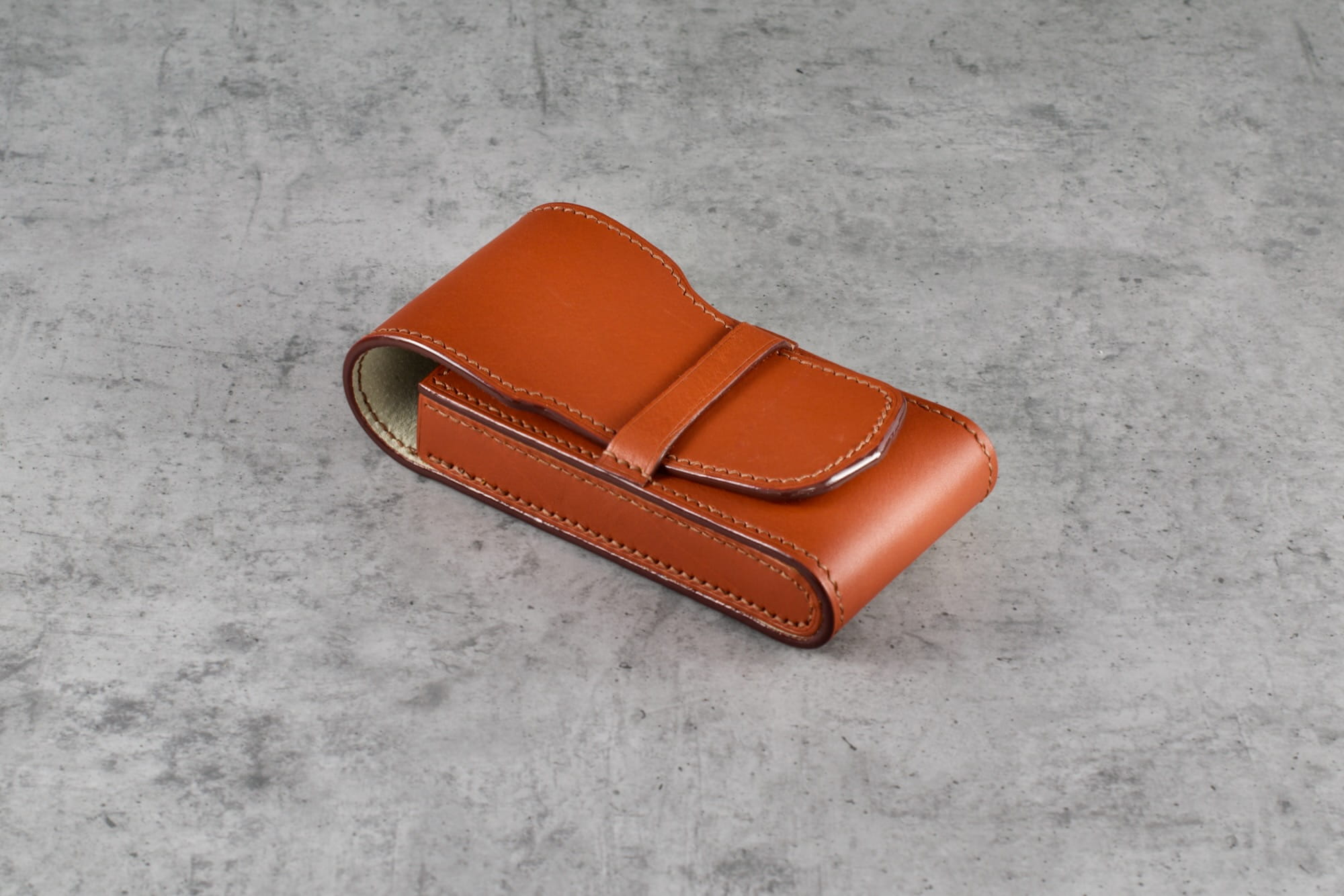 Etui - skóra naturalna - 3 Pióra