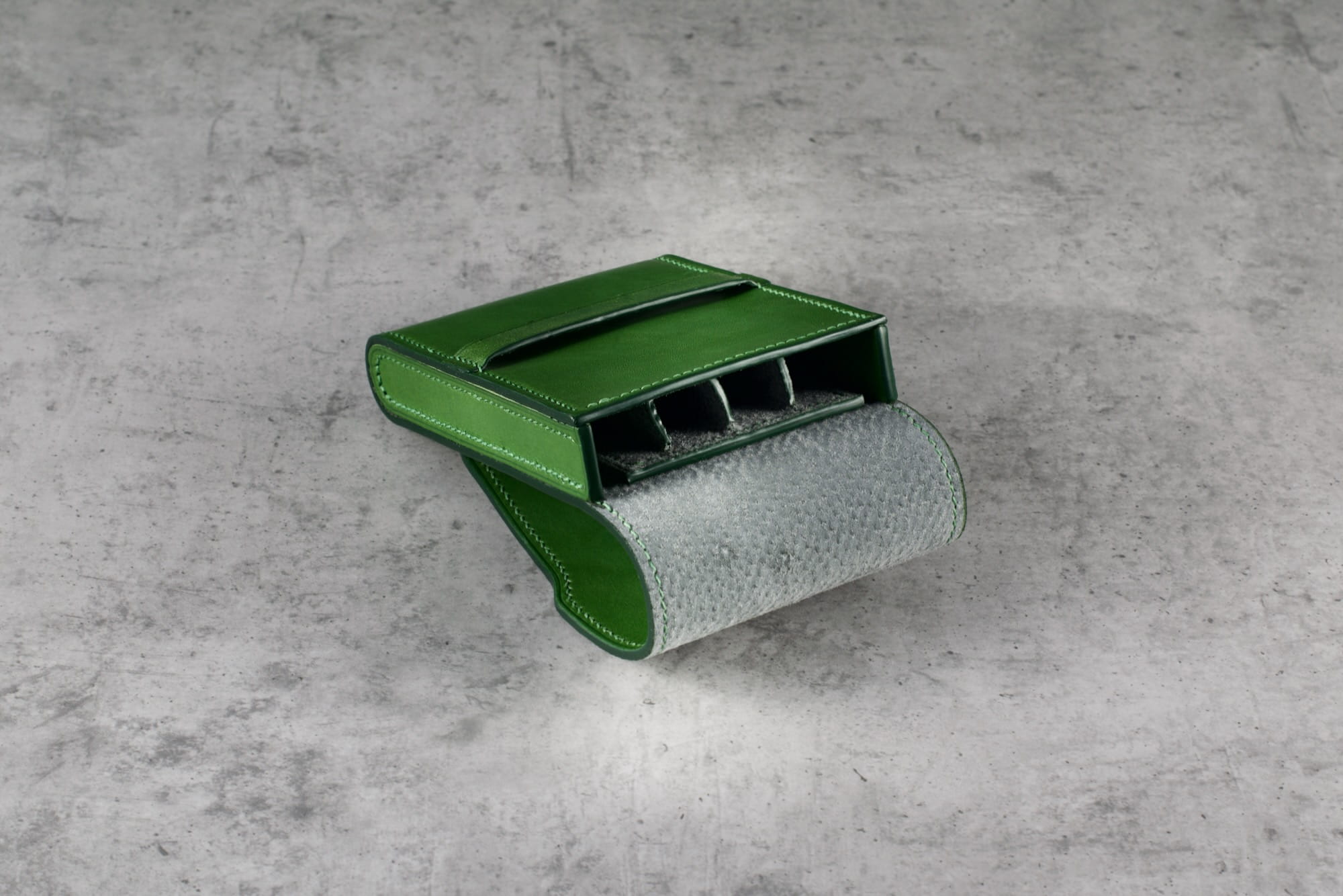 Etui - skóra naturalna - 4 Pióra