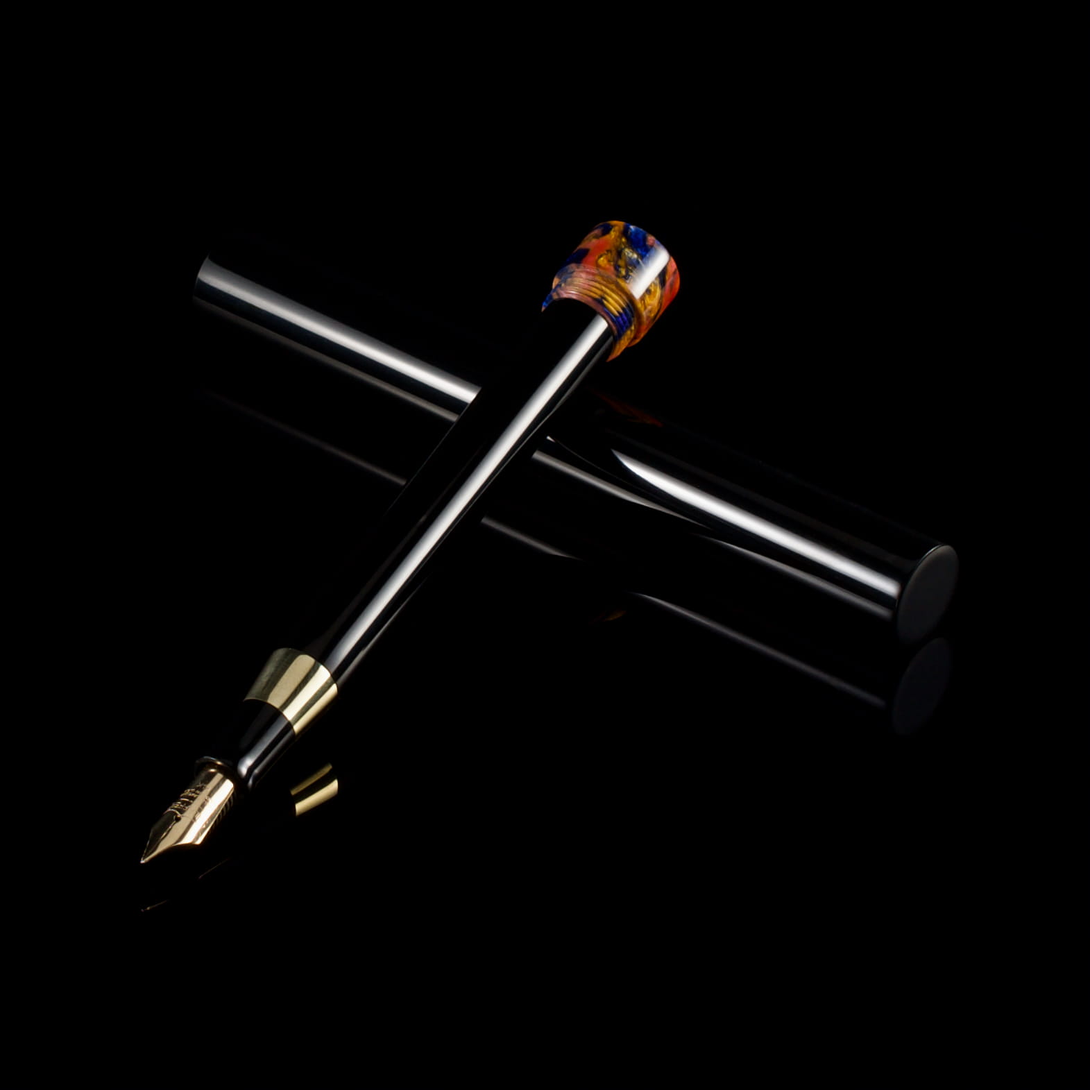 Tuba - ebonit - złota stalówka - mosiądz