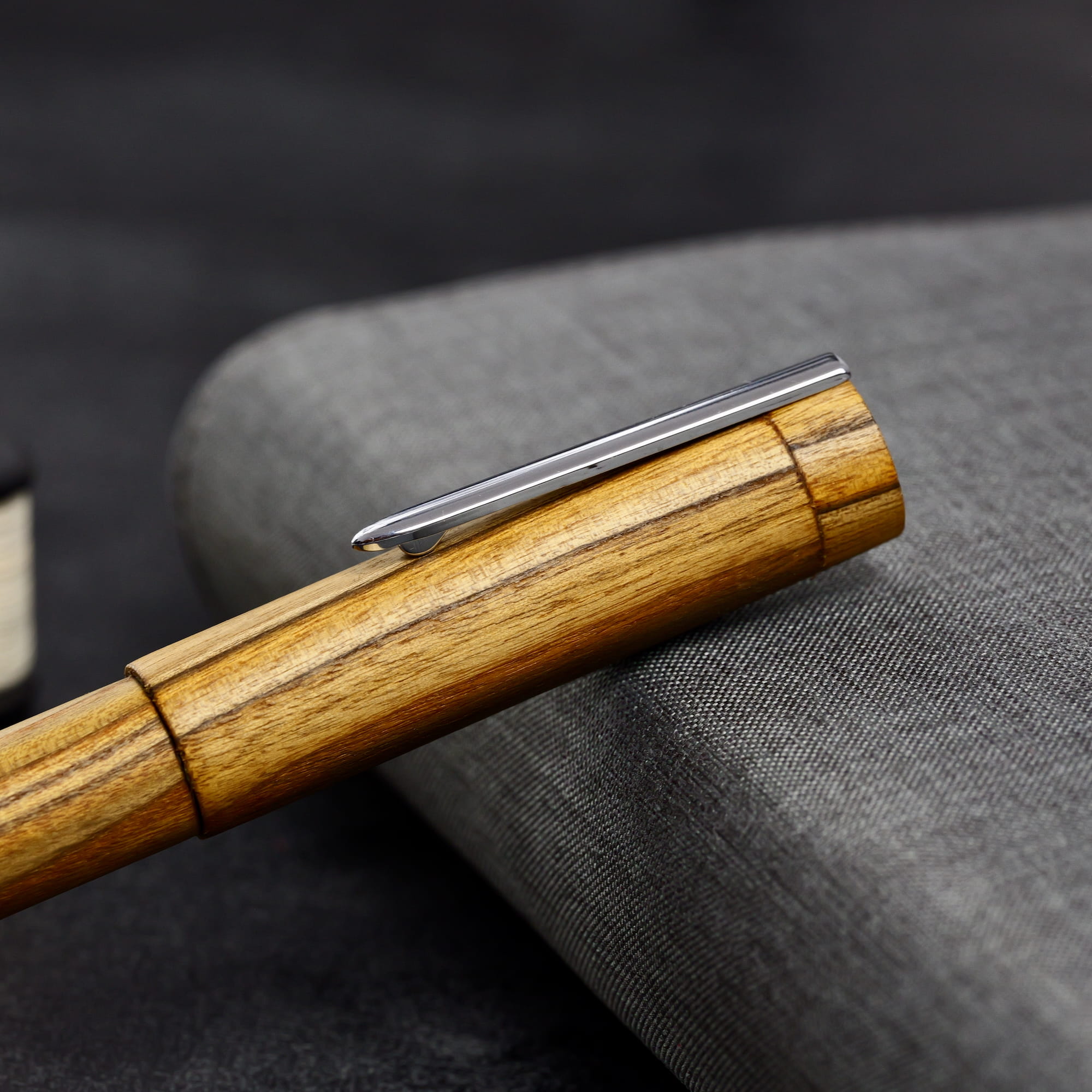 Flat top - drewno sumak