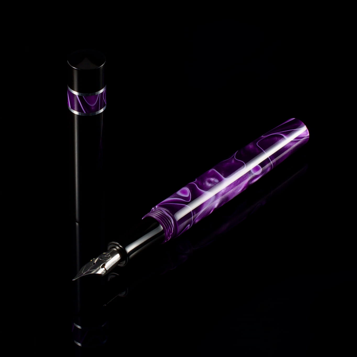 Kontrast - żywica - ebonit - pierścienie