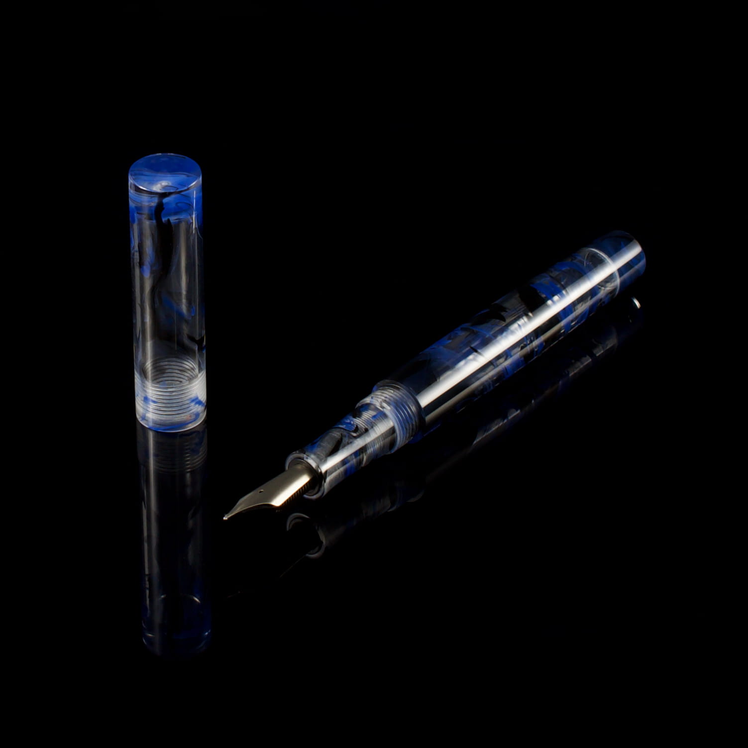 Transparentna żywica - tytanowa stalówka