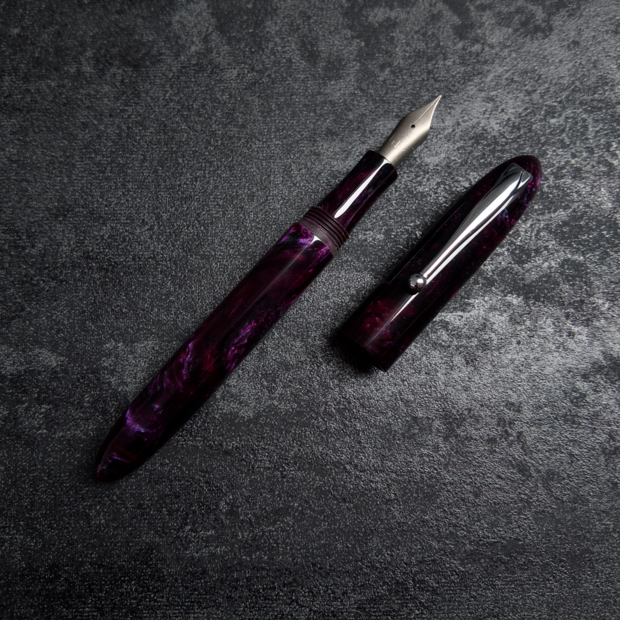 Klasyka - żywica - tytanowa stalówka