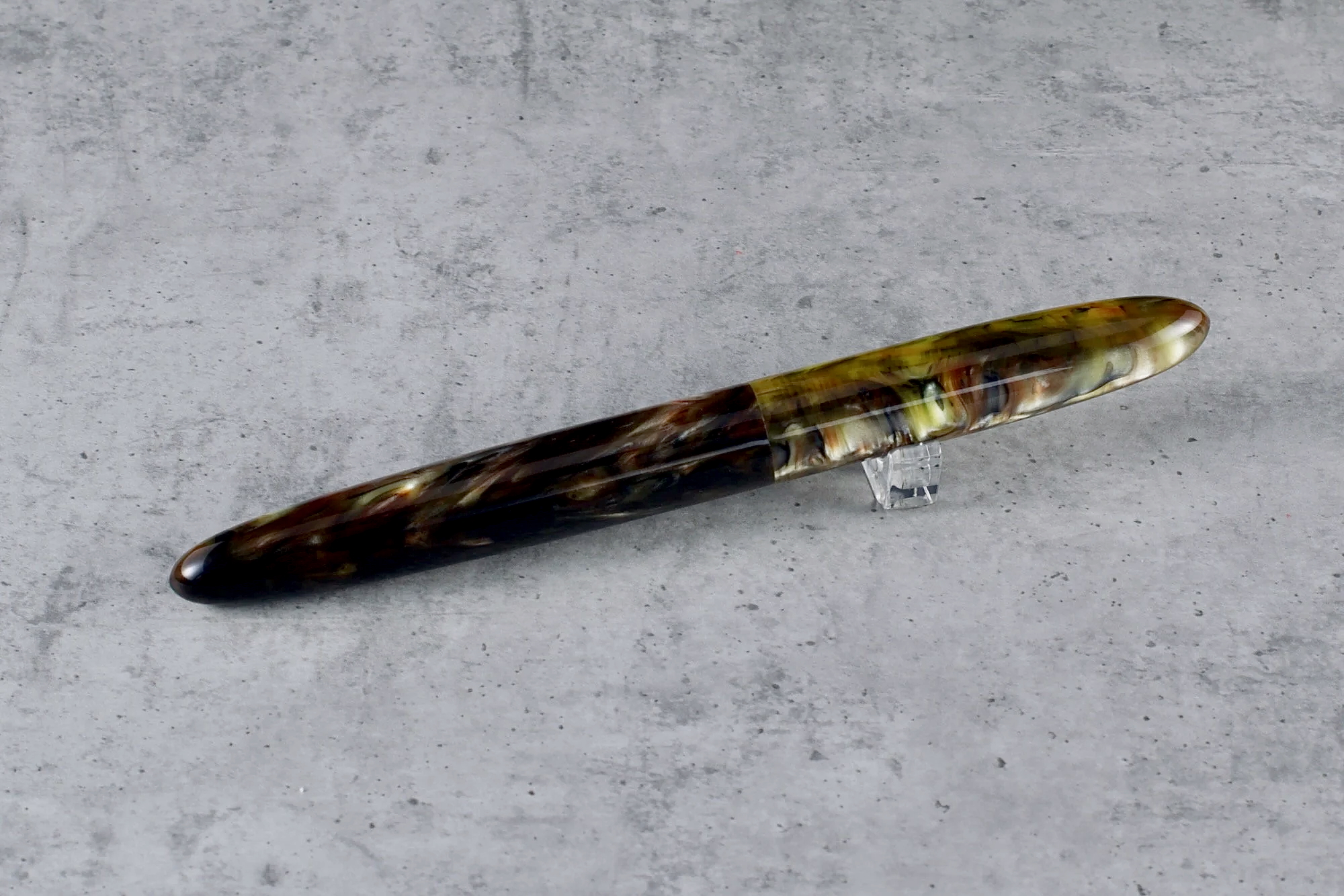 Minimalizm - żywica - tytanowa stalówka